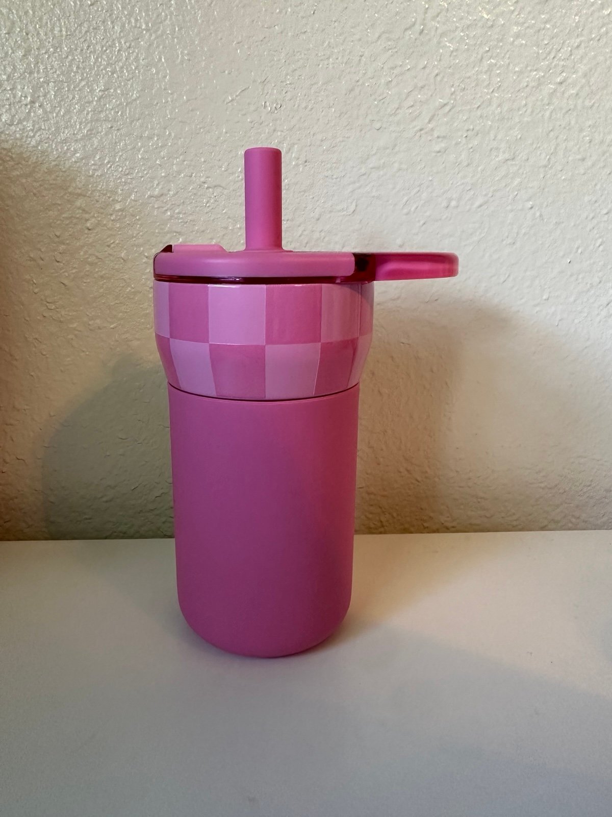 Brumate Pink Checkered Leap
