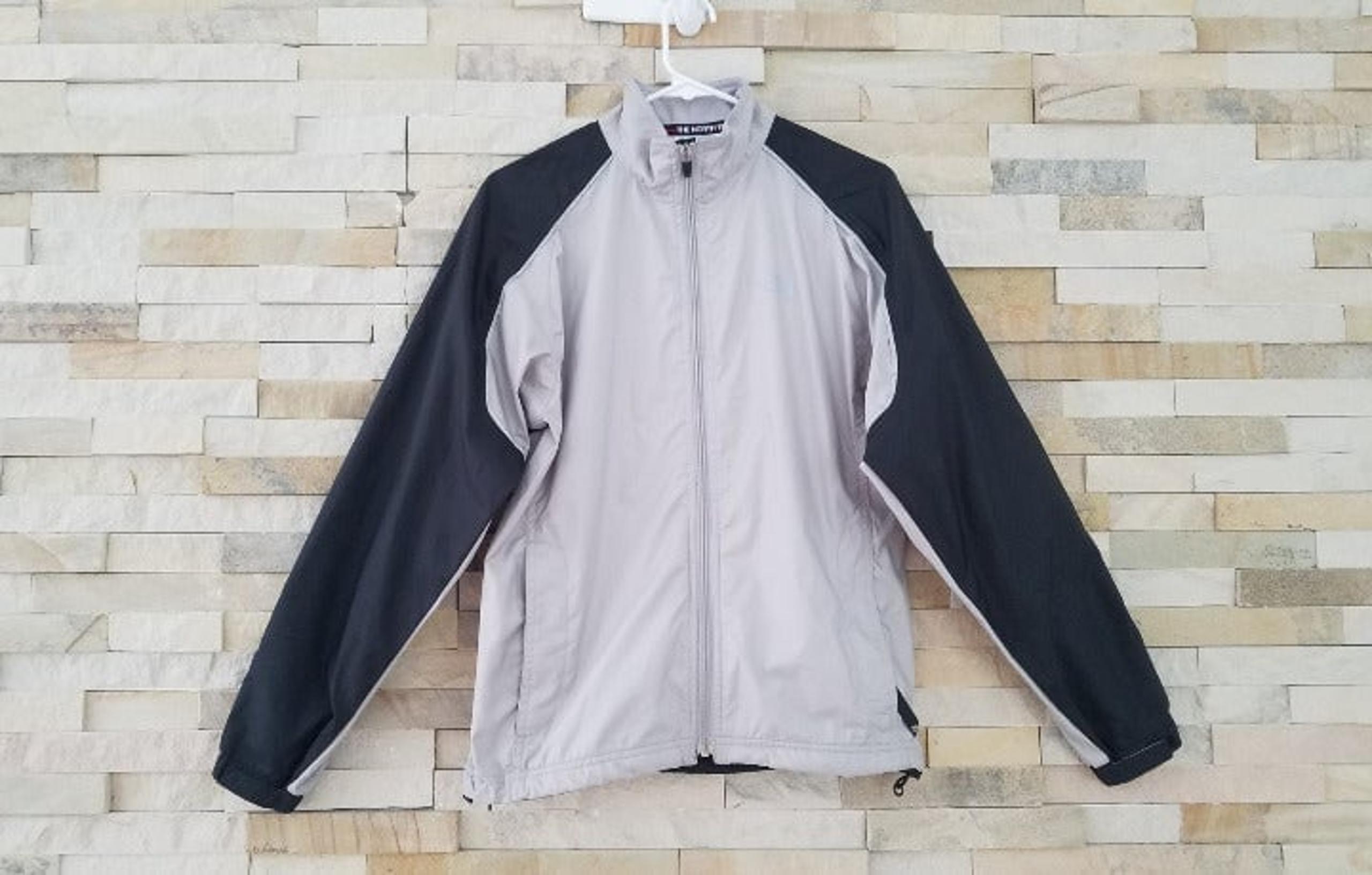 North Face Womens Small Rain Jacket Coat Grey Black Raincoat Waterproof Shell S