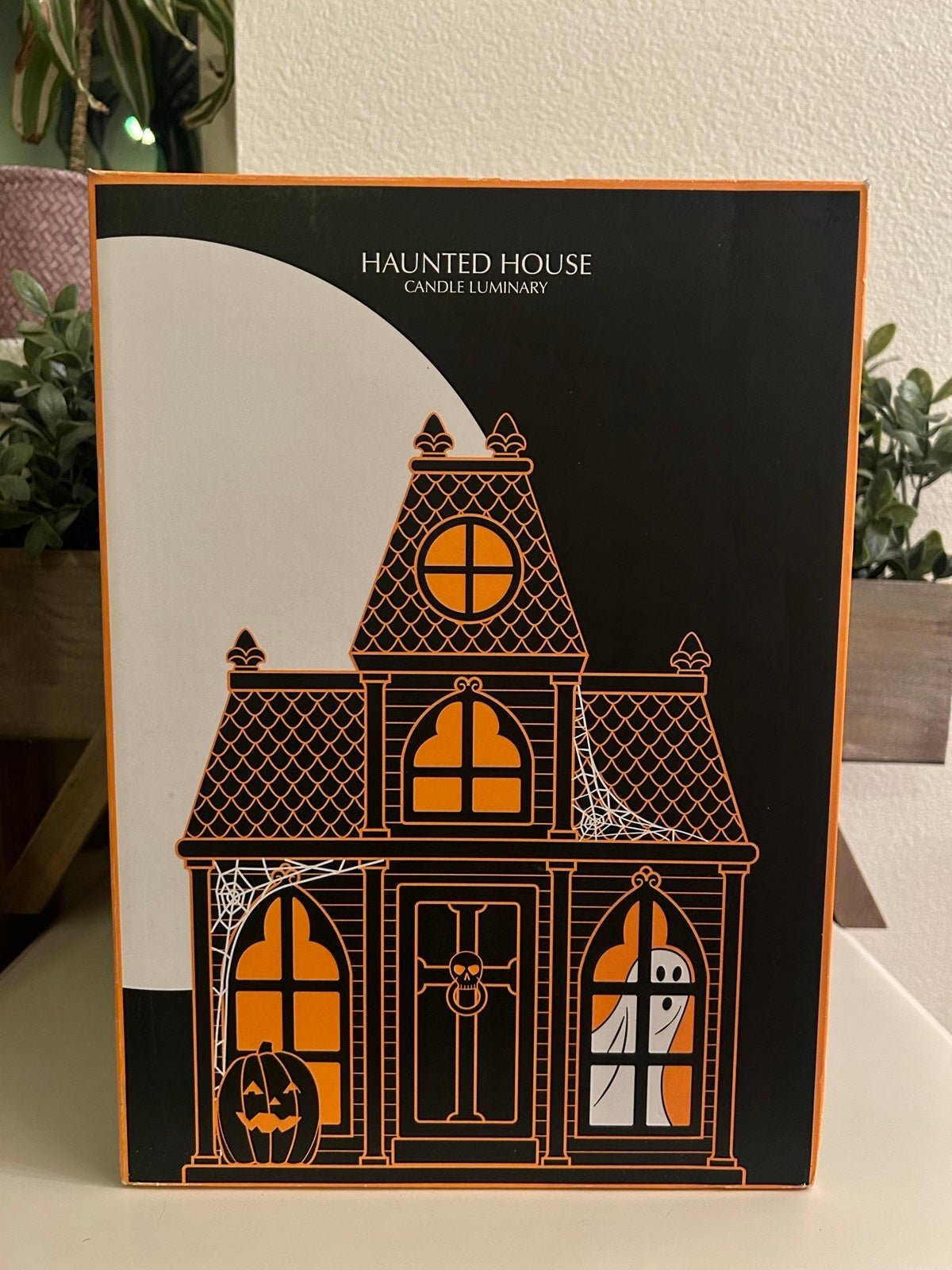 Bath and body works slatkin Halloween luminary