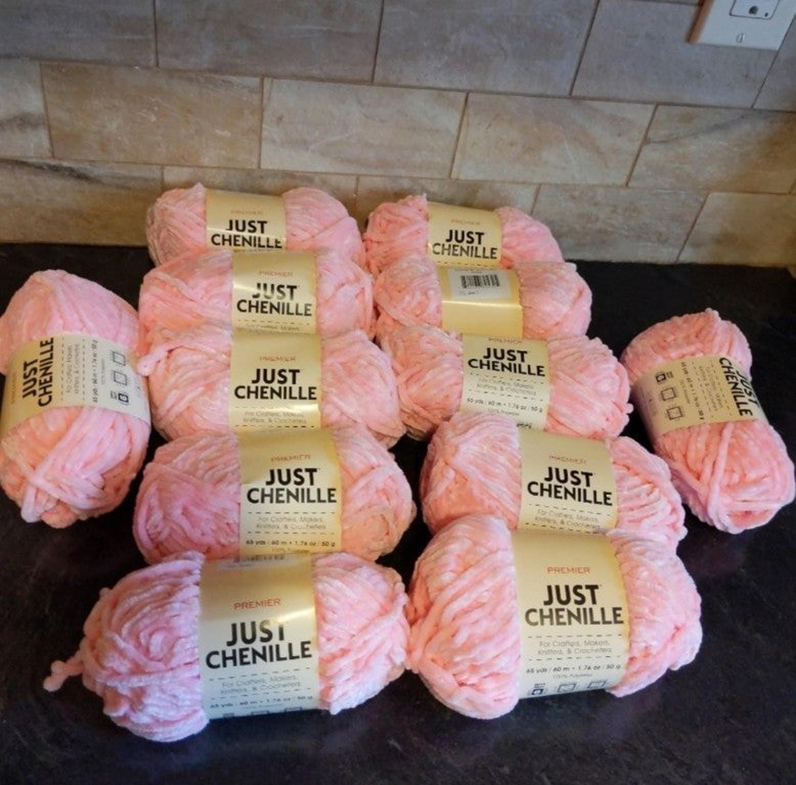 12 PREMIER YARNS PINK CHUNKY YARN