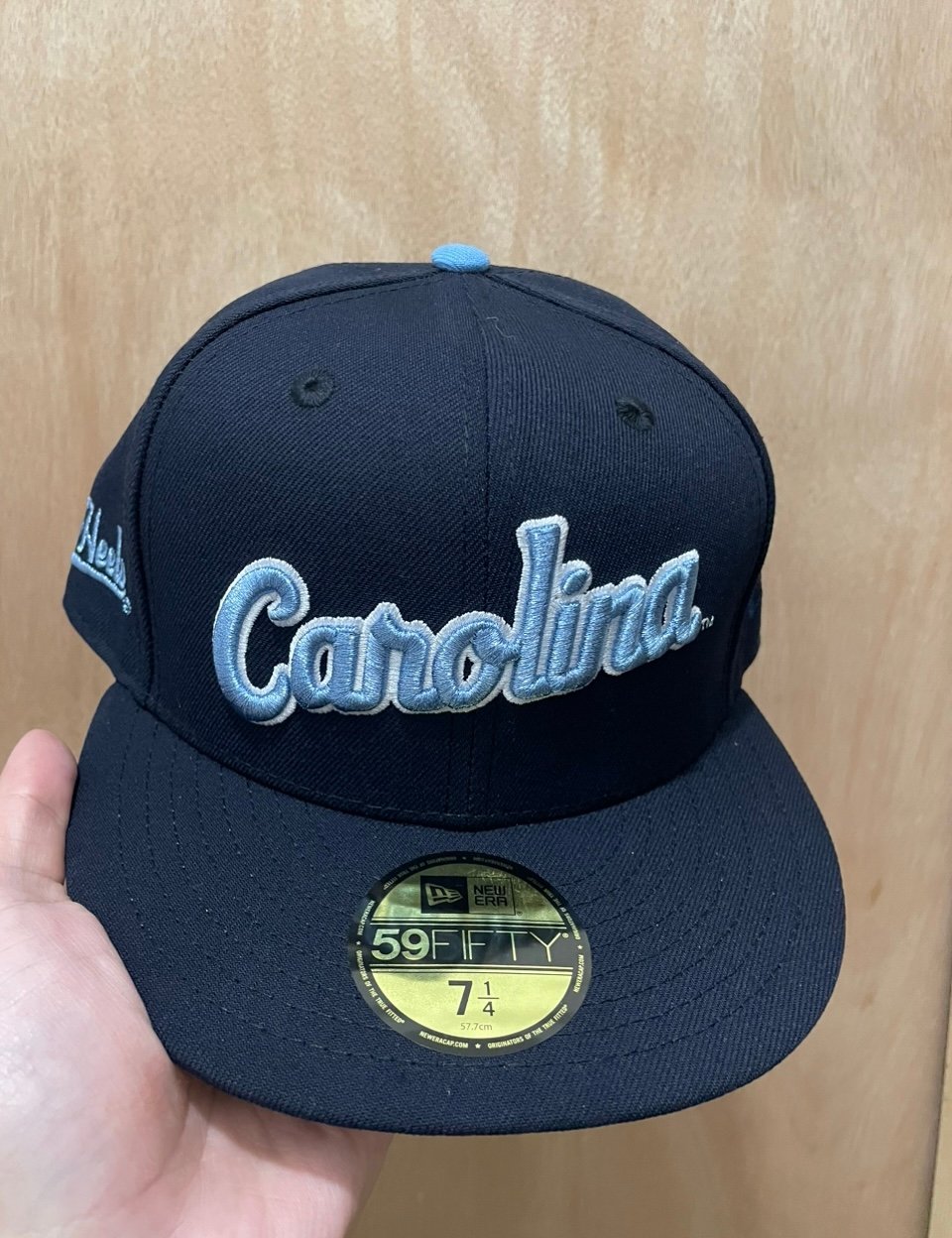 Topperz Carolina Tar Heels ncaa new era fitted size 7 1/4 brand new