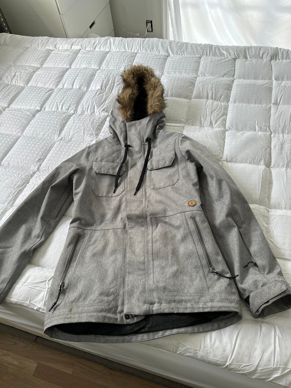 Volcom snow jacket