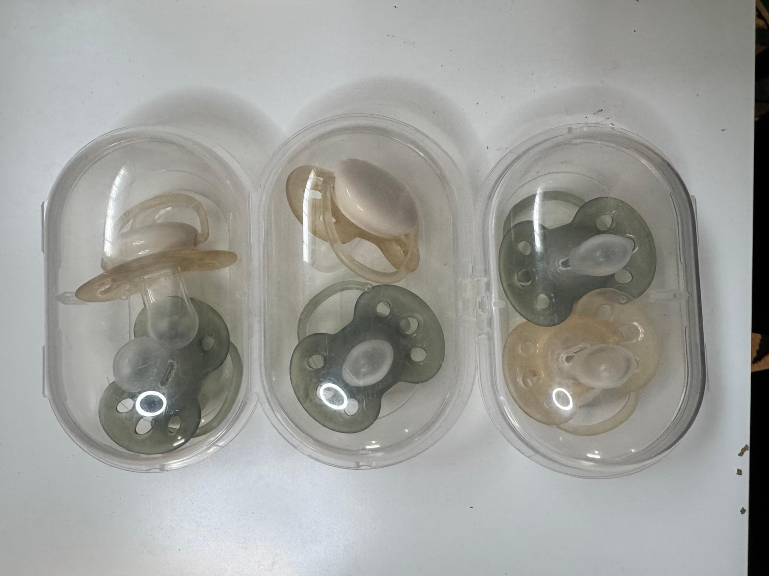Bundle of Advent Phillips ultra soft pacifiers