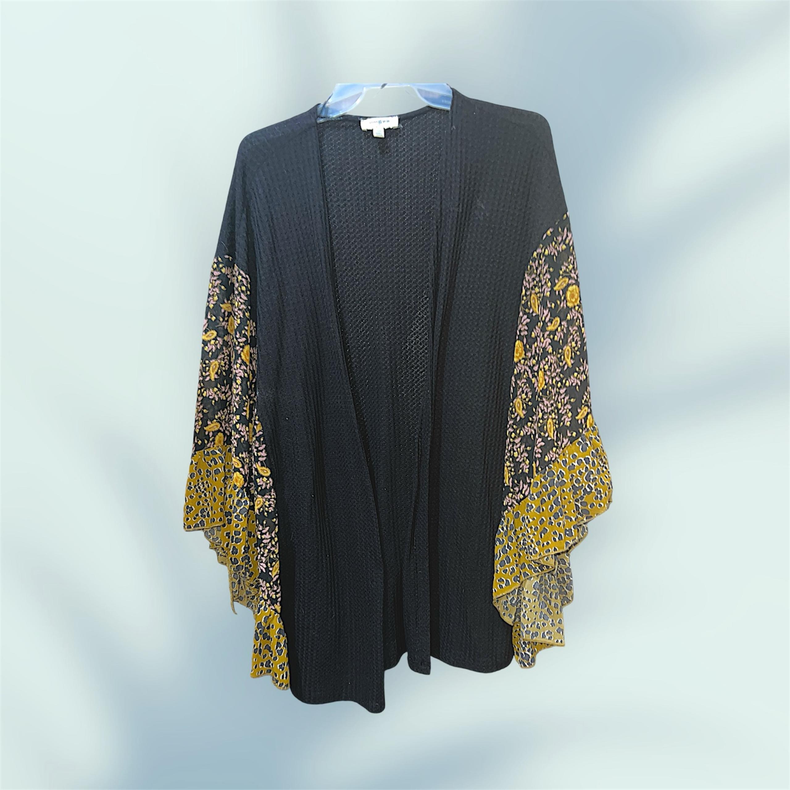 UMGEE S/M Cardigan! LIKE BRAND NEW!