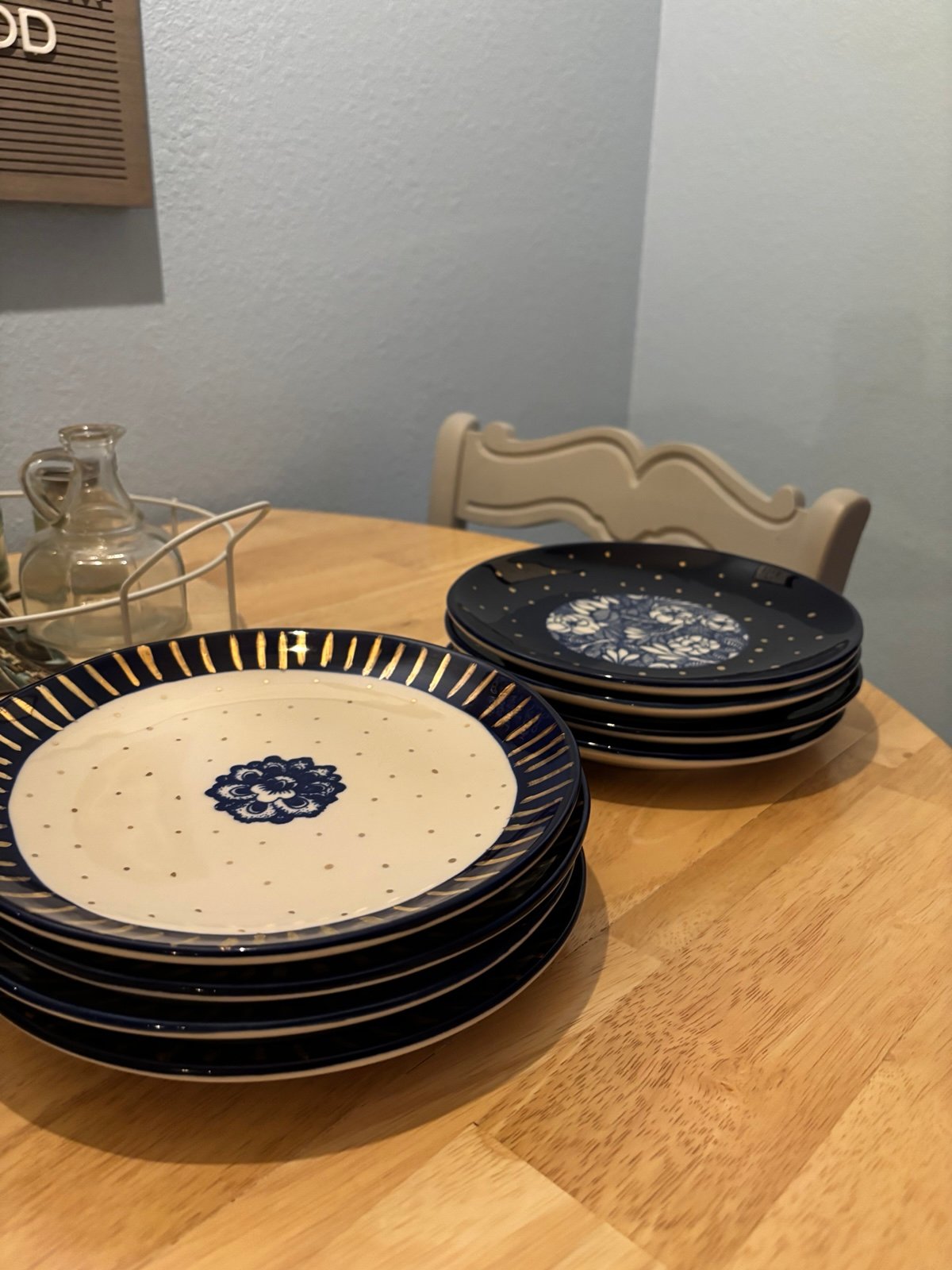 Carla Dinnage “Garden Guest” Plates (4 of each design)