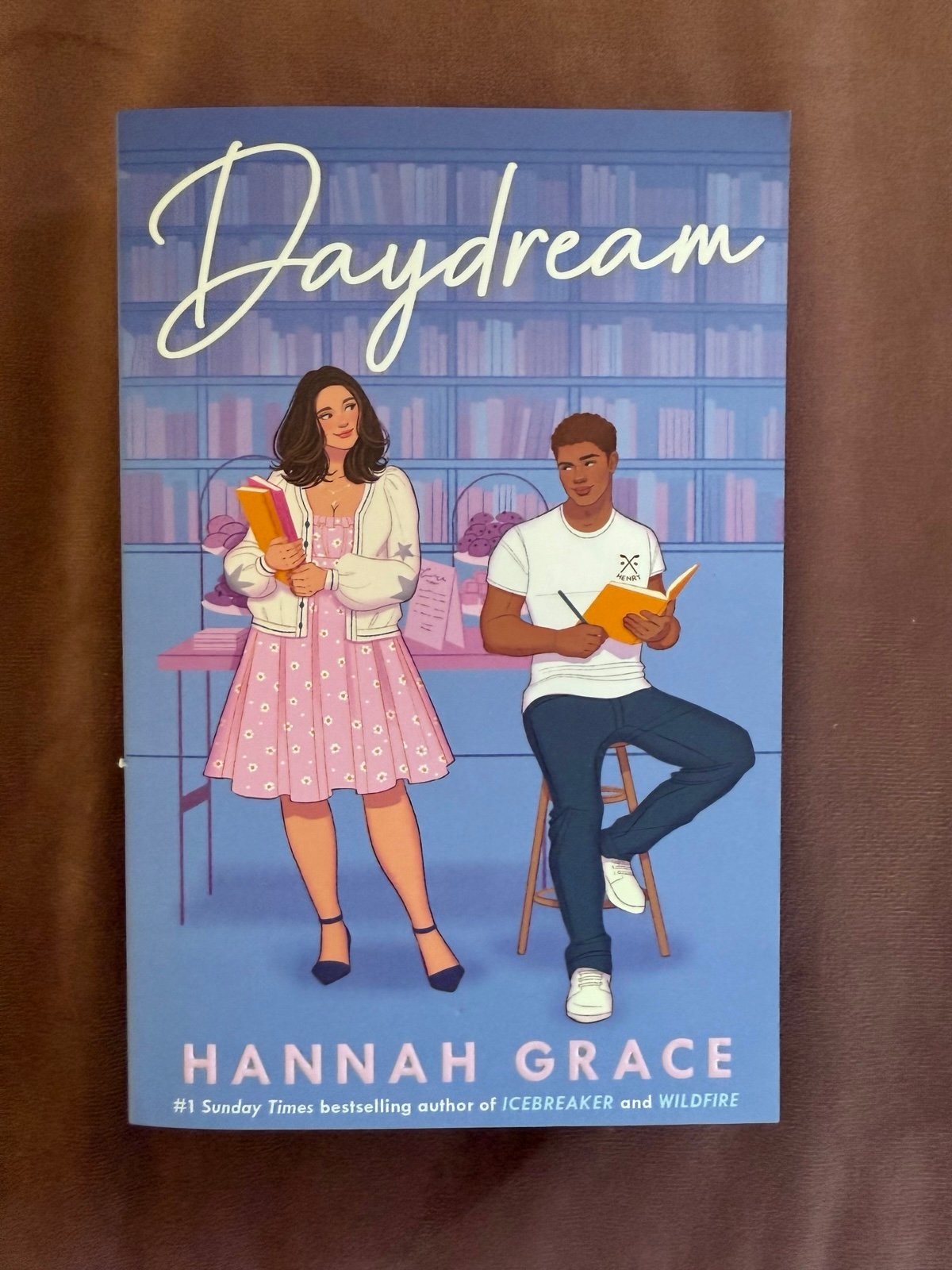 WATERSTONES EXCLUSIVE Daydream