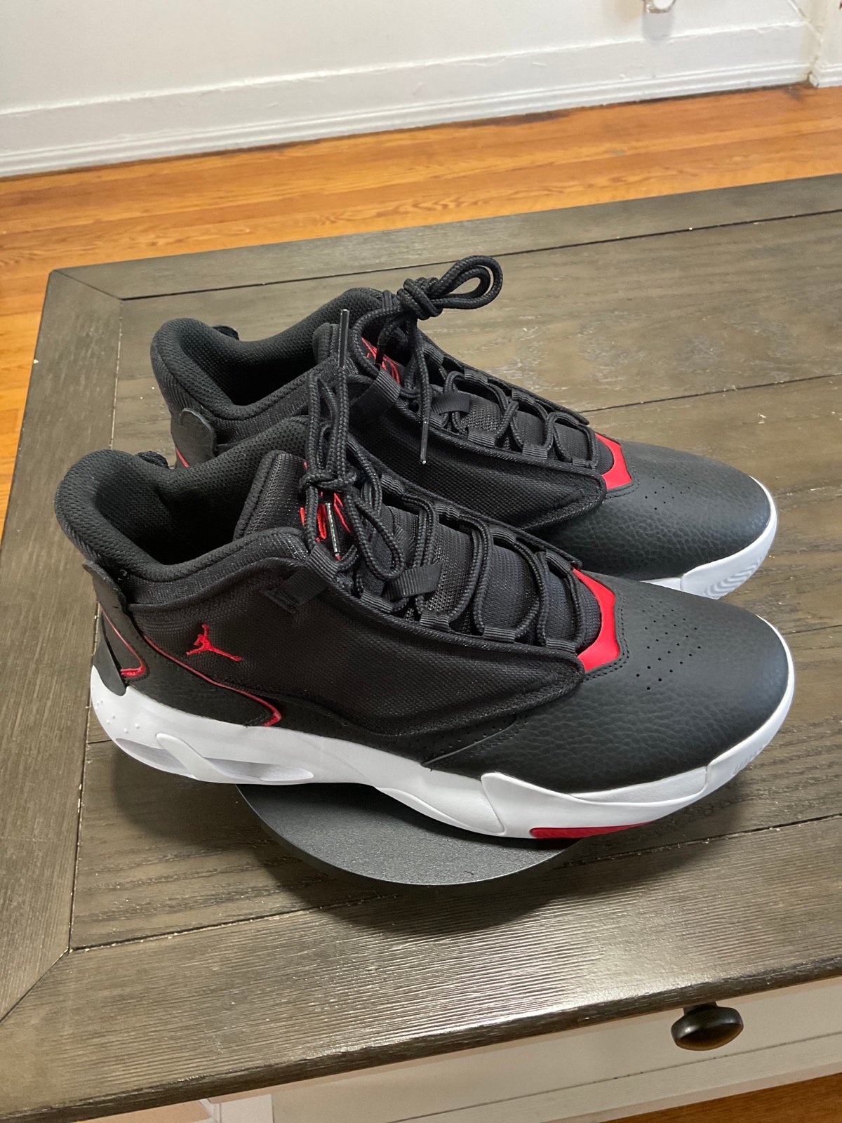 Jordan max aura 4