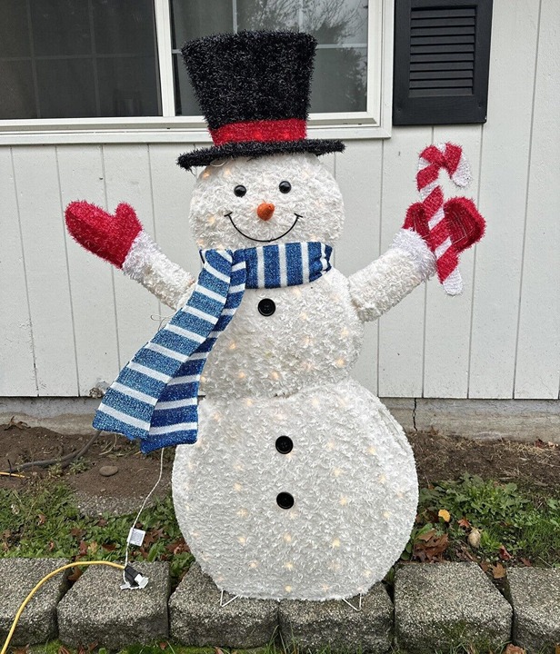 Christmas Decoration 56 Fluffy Snowman Sculpture w/ Lighted Sculpture