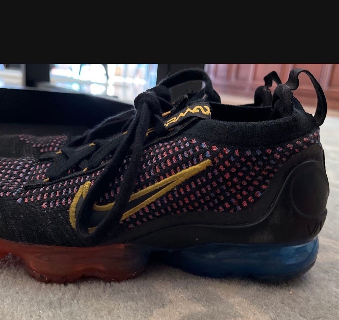 Nike vapormax athletic shoes