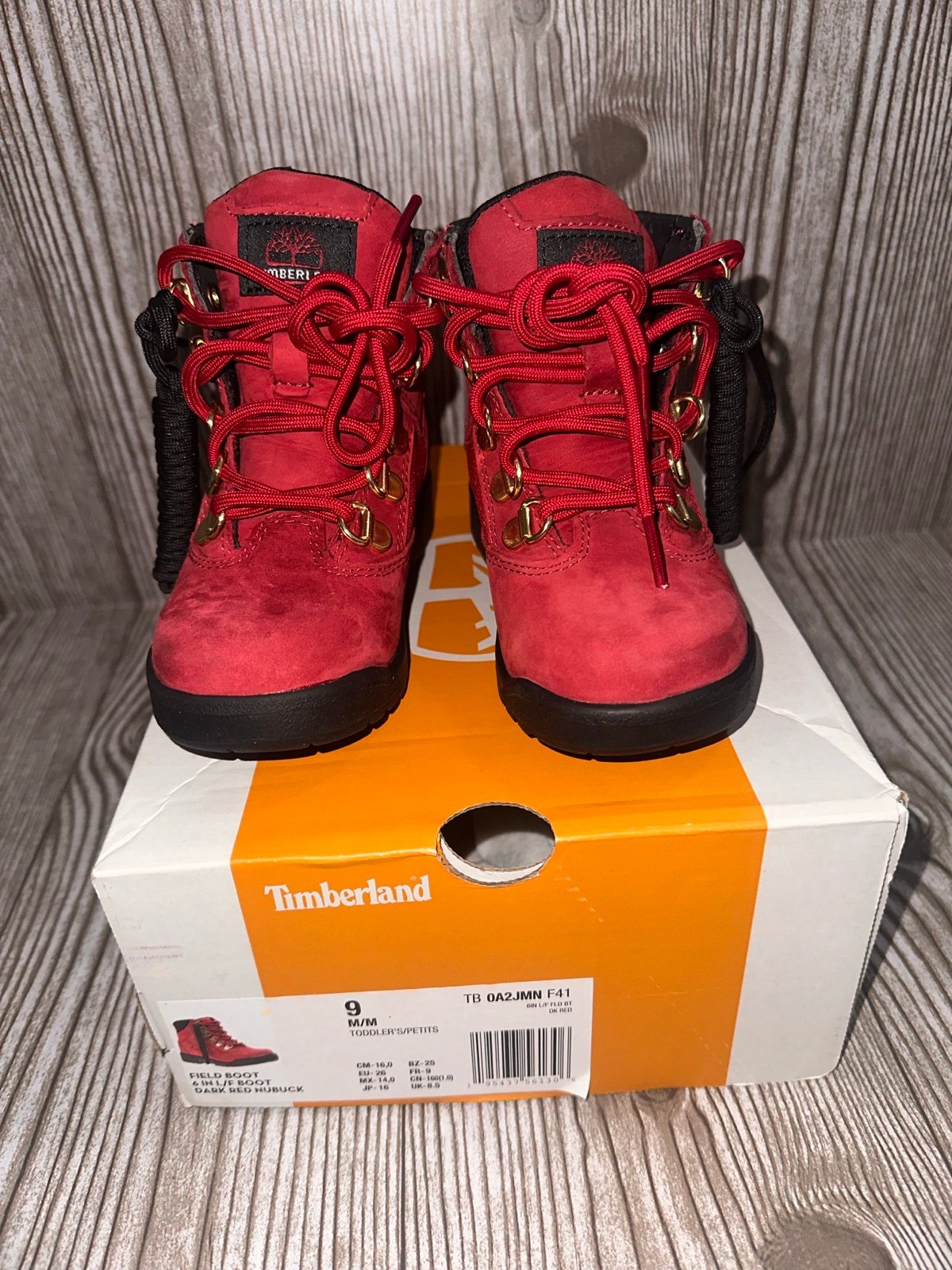 Timberland boots size:9