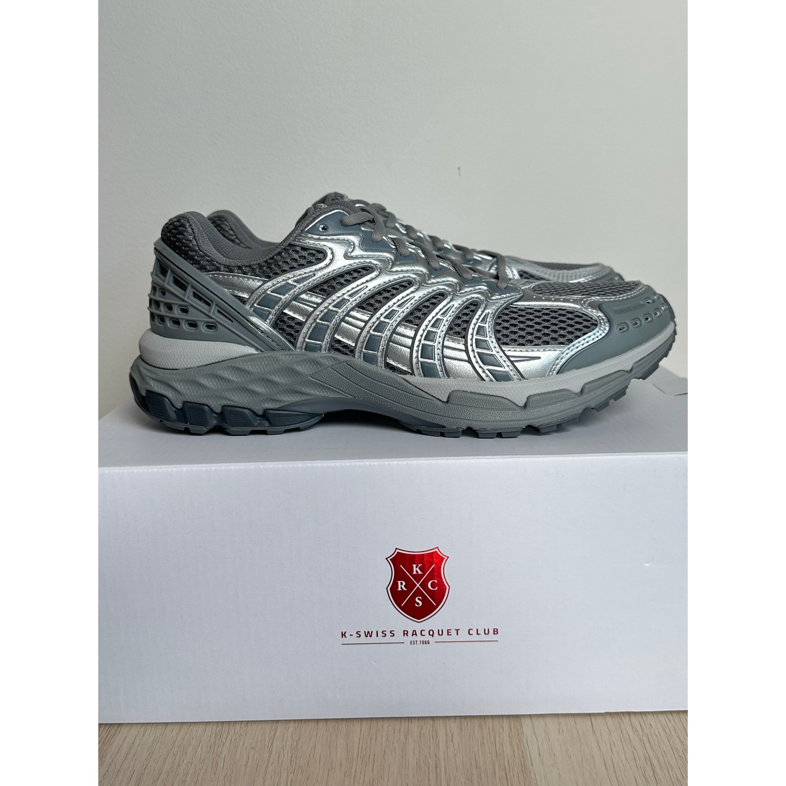 K-Swiss x Anwar Carrots Konejo Gray Sneaker - Size 9M New