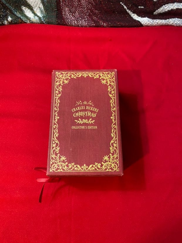 Charles Dickens 5-Volume Christmas Collector's Edition Time-Life Books