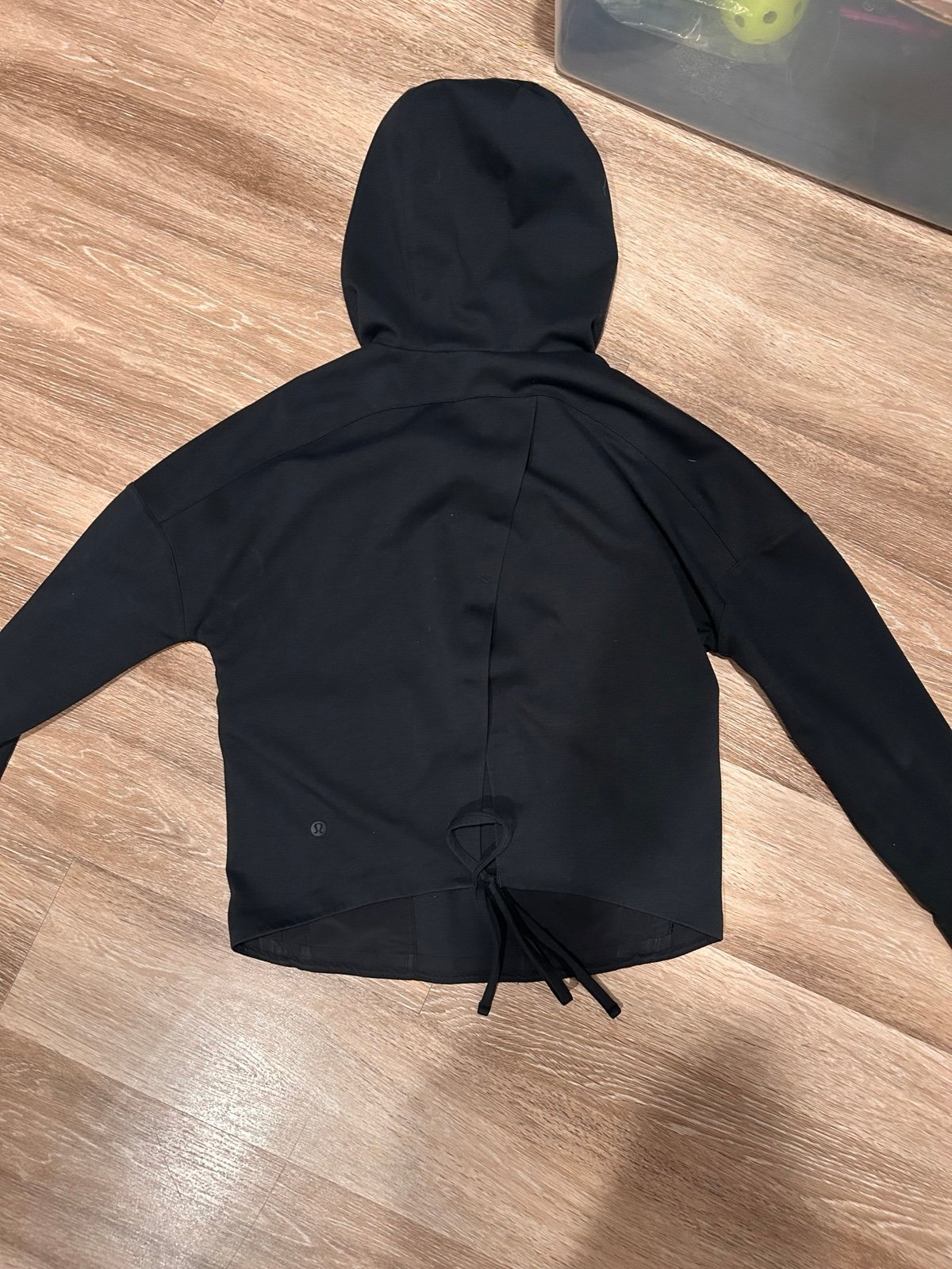 Lululemon Sweatshirt Split Back
