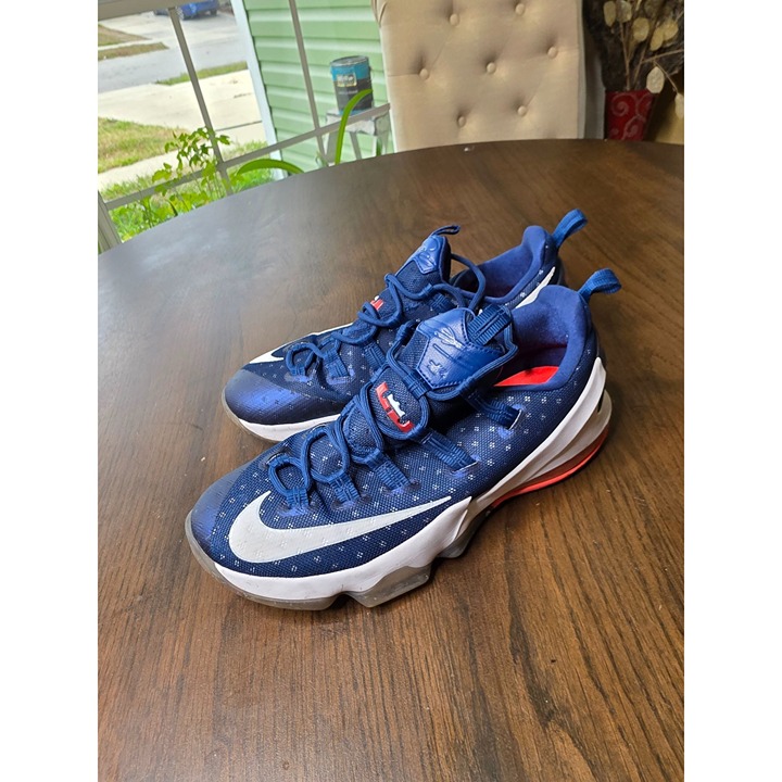 Size 10.5 - Nike LeBron 13 Low USA 2016 Mens Great Condition