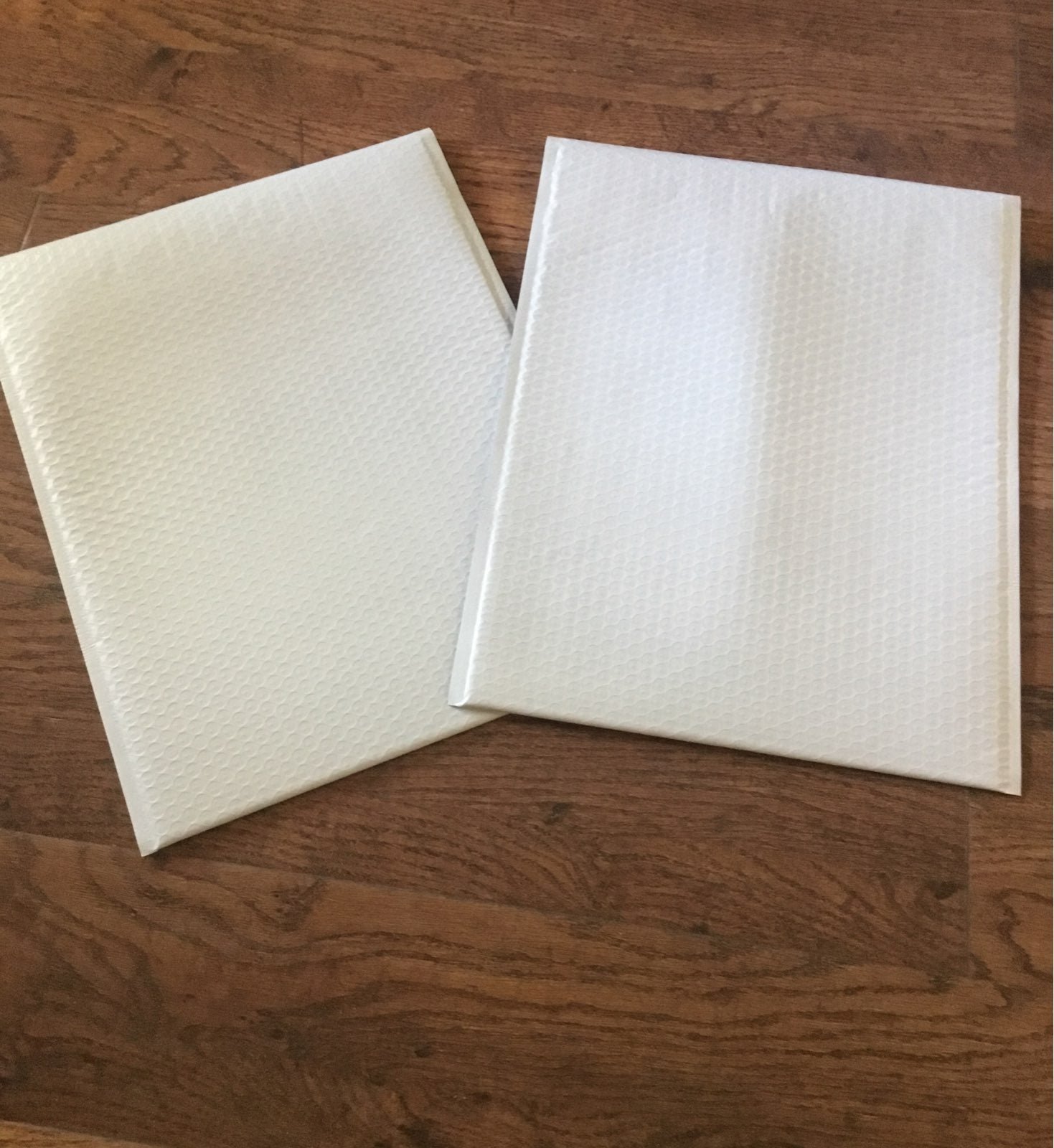 Poly Bubble Mailer 10.5 x16