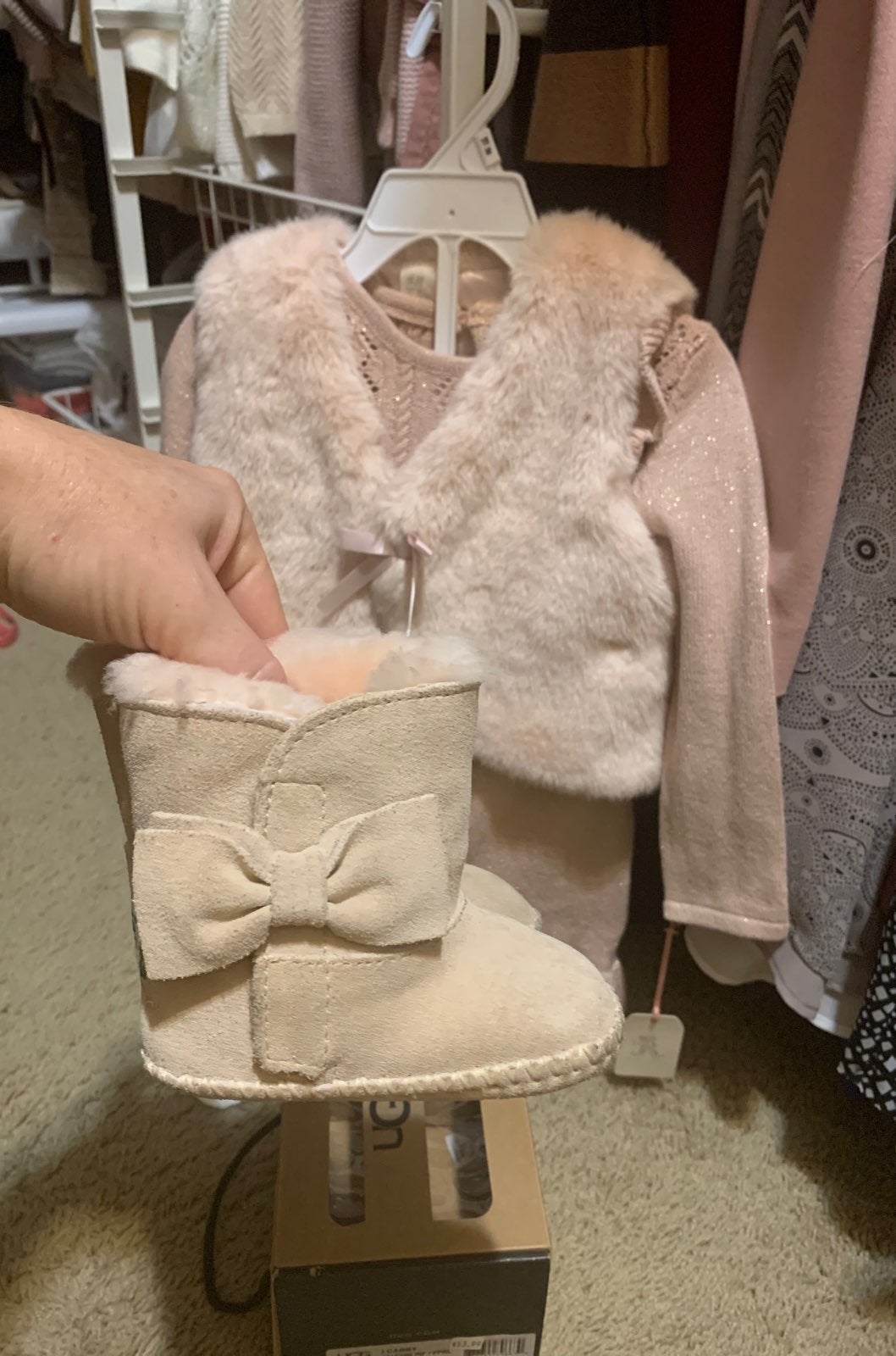 Ugg boots Booties 2/3 , 6-12