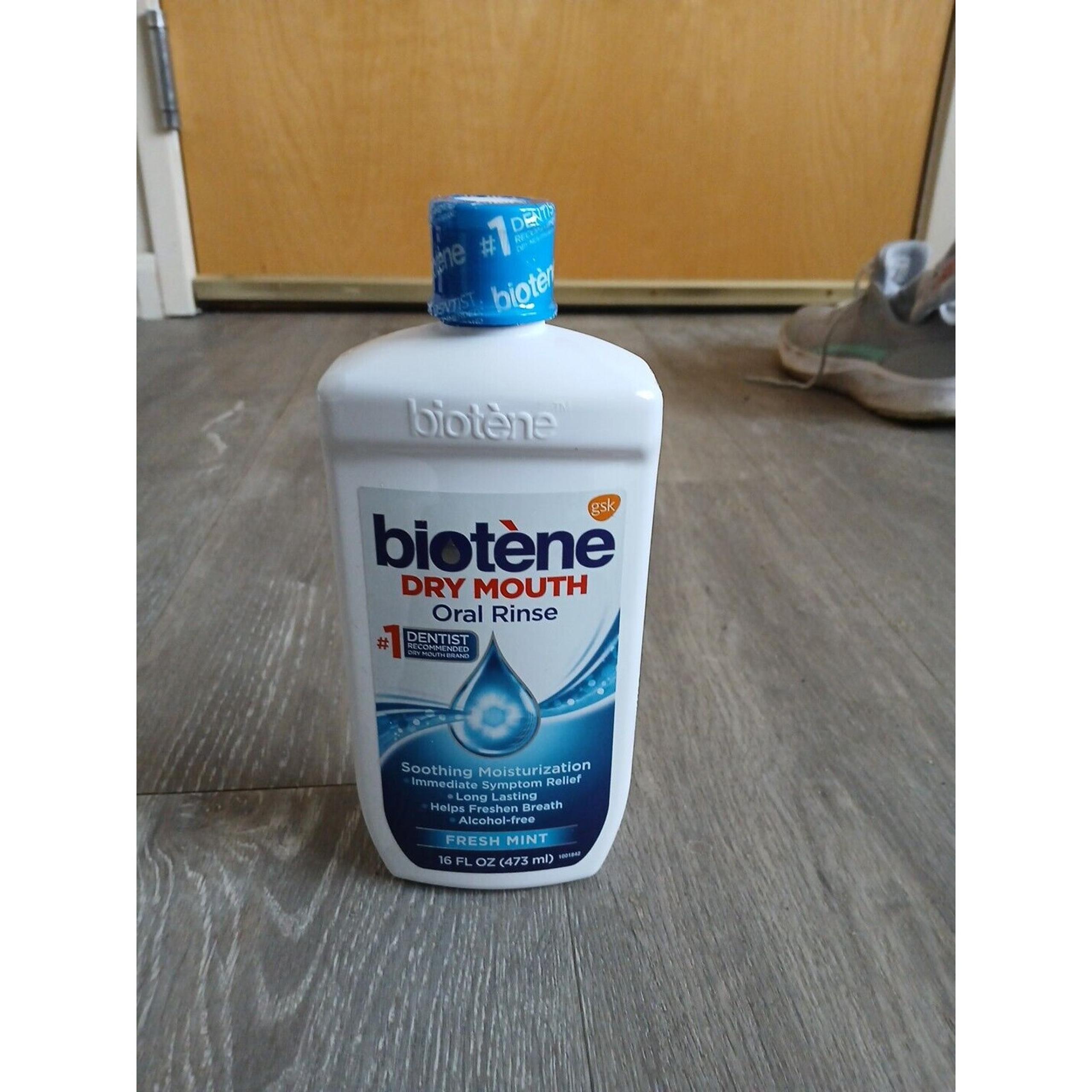 Biotene Oral Rinse Moisturizing Mouthwash for Dry Mouth Relief FRESH MINT 16 OZ