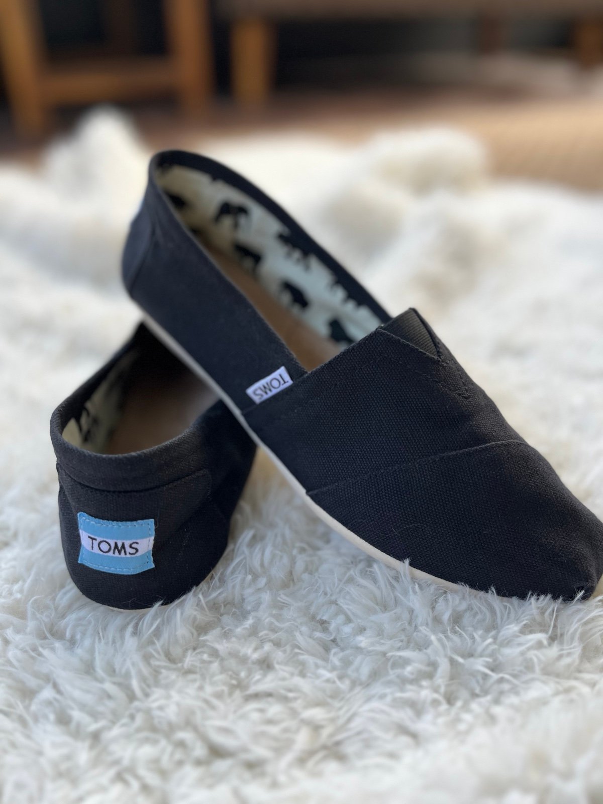 Toms Classic Canvas Espadrille Slip on Flats Black Size 6 M EUC