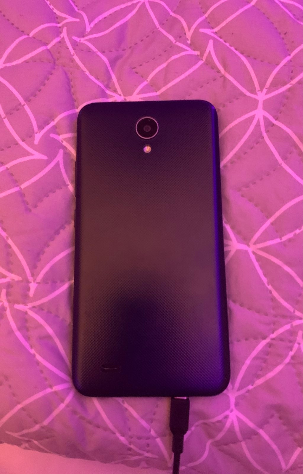 android qs5509a, comes with charger.