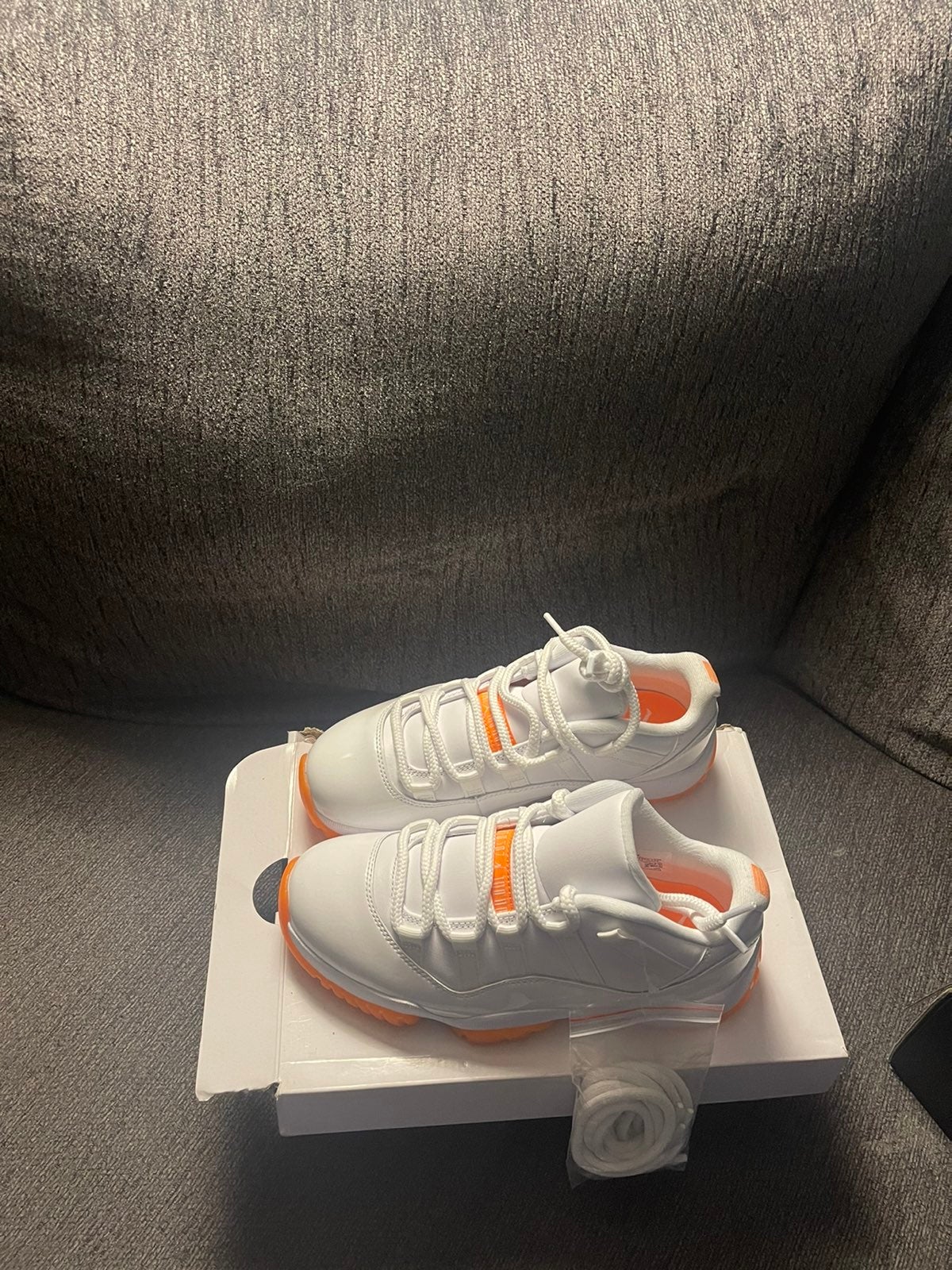 Air jordan 11 low citrus