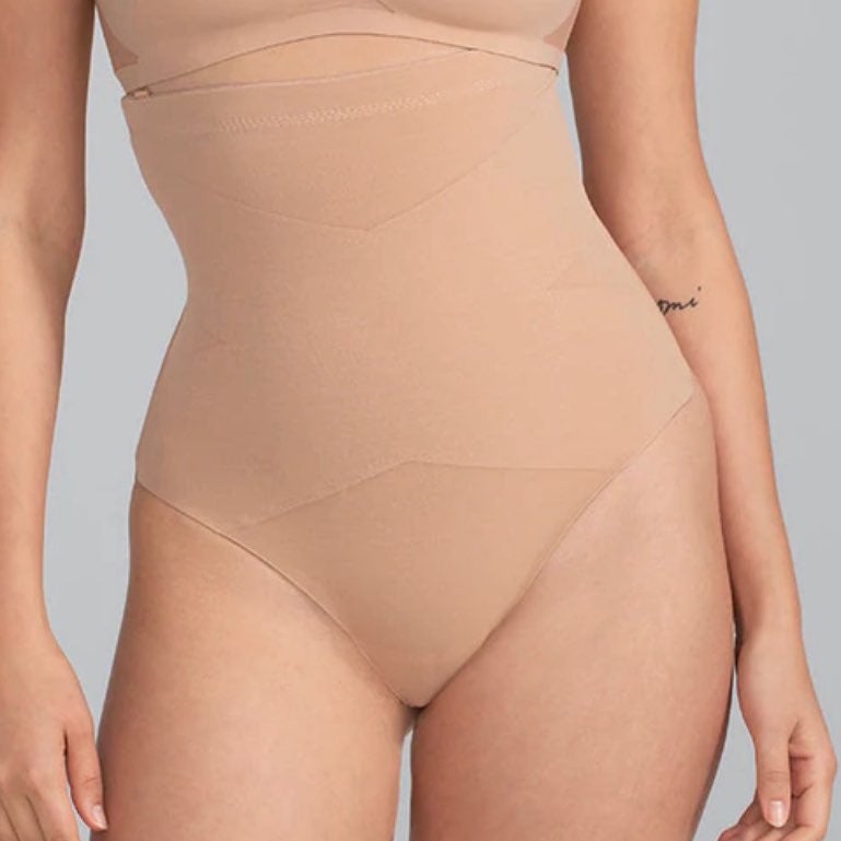 HoneyLove SuperPower Thong in Sand size L