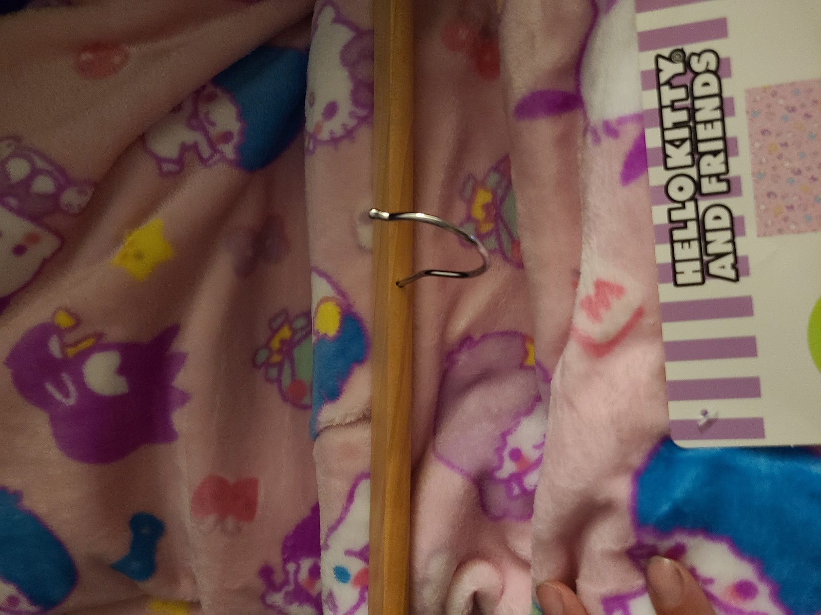 Hello kitty twin throw !