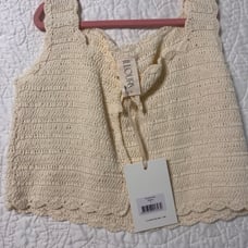 Illoura the label vest 6