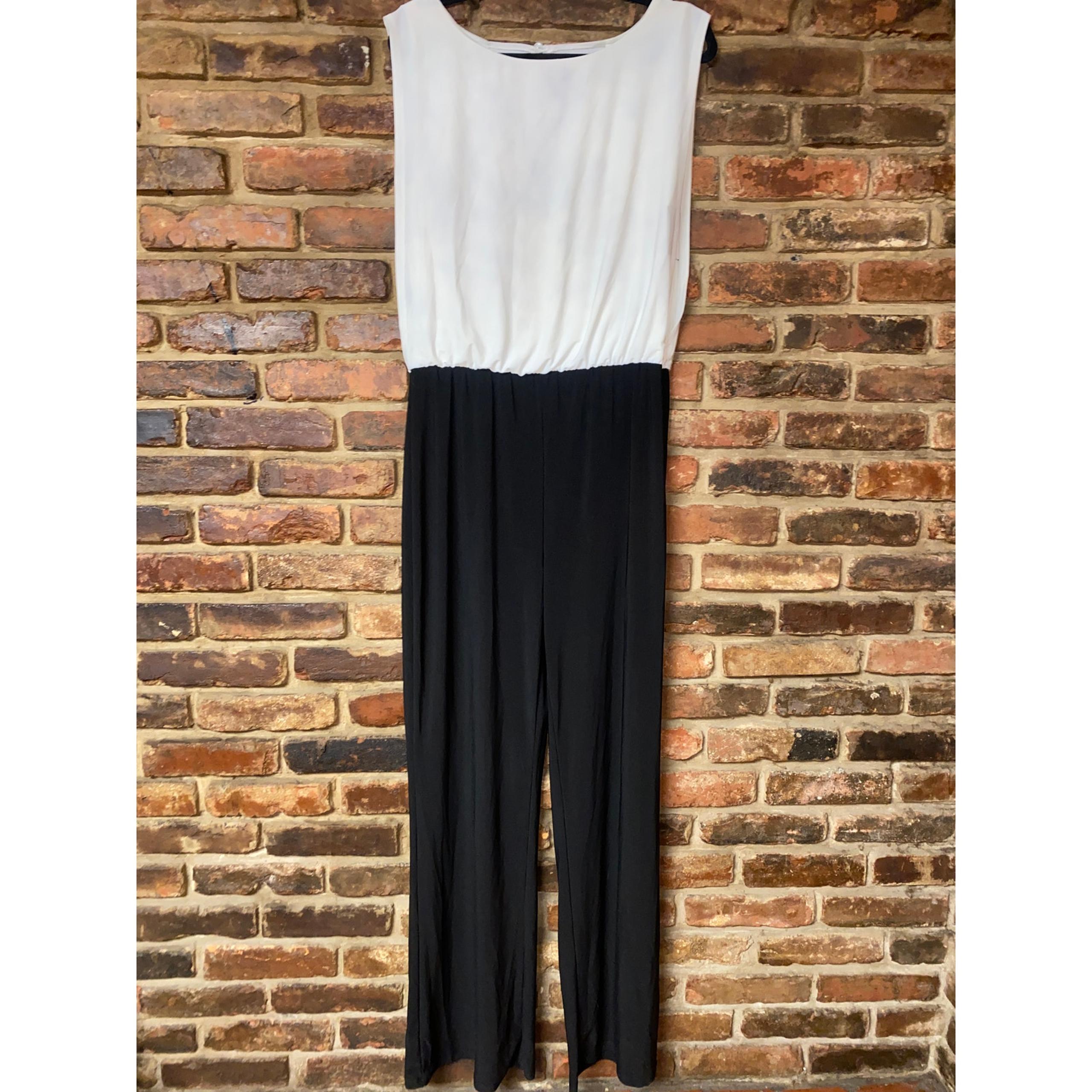 NWT Laundry by Shelli Segal White Black Open Back Jumpsuit Women's Size 14