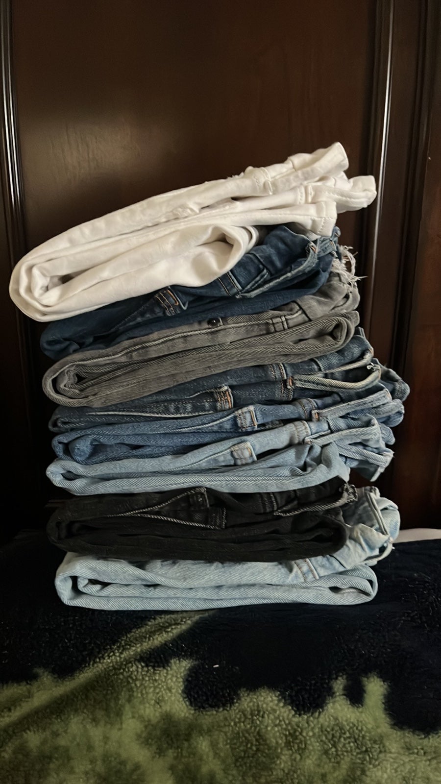Good American Jeans Size 00/24