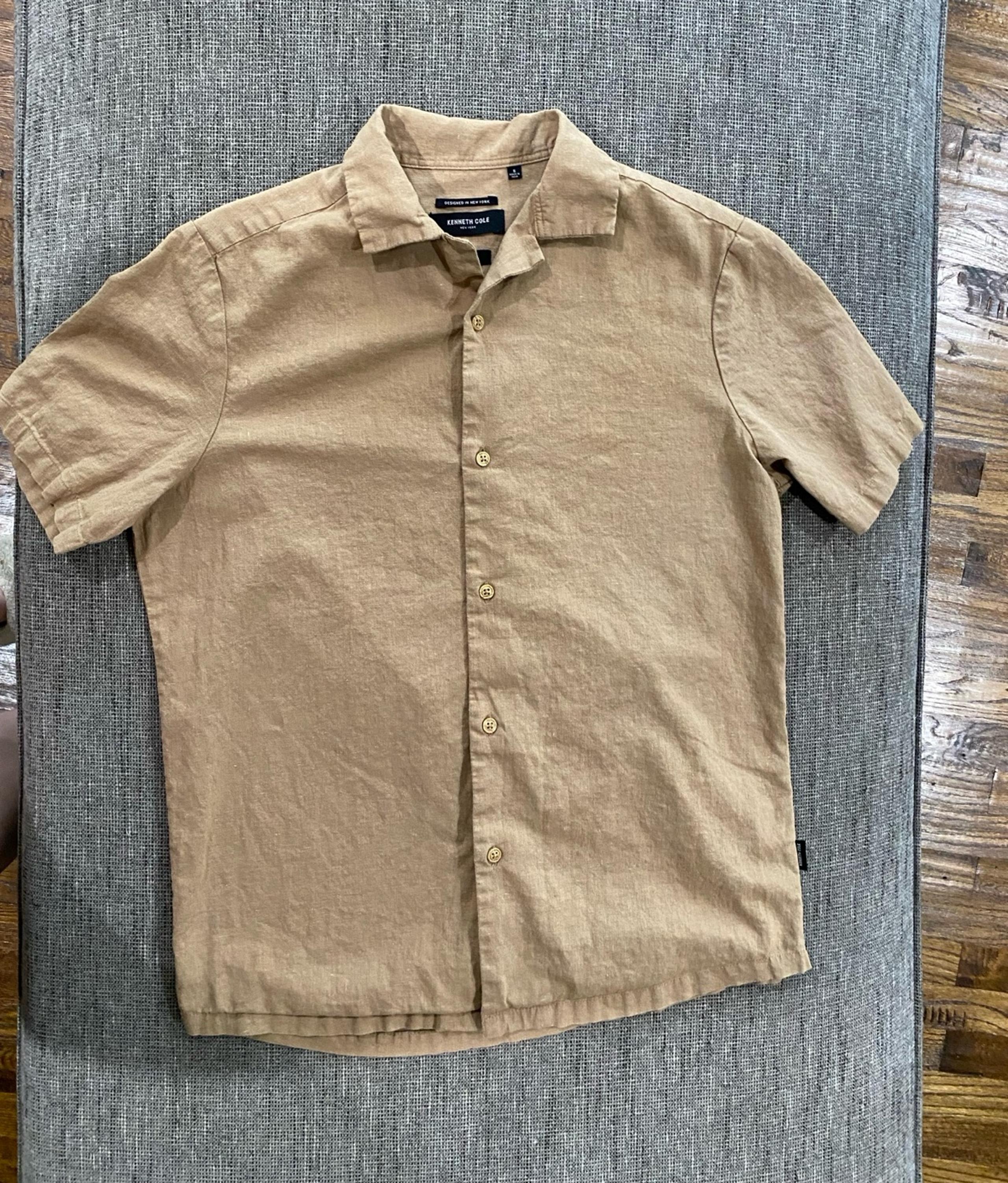 Men’s cotton linen blend khaki short sleeve button down shirt slim fit small