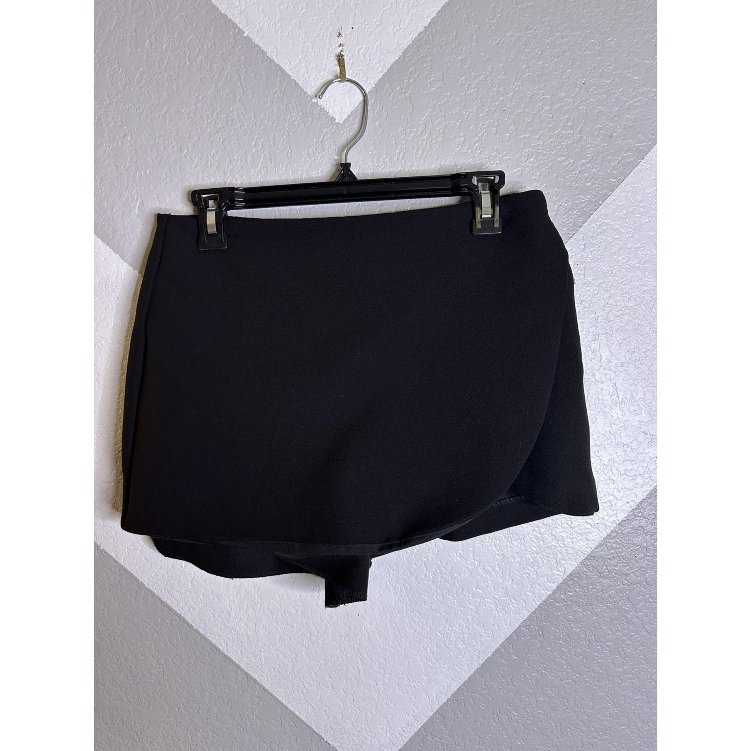 Zara Womens Black Wrap Skort Shorts Size Medium Polyester Blend
