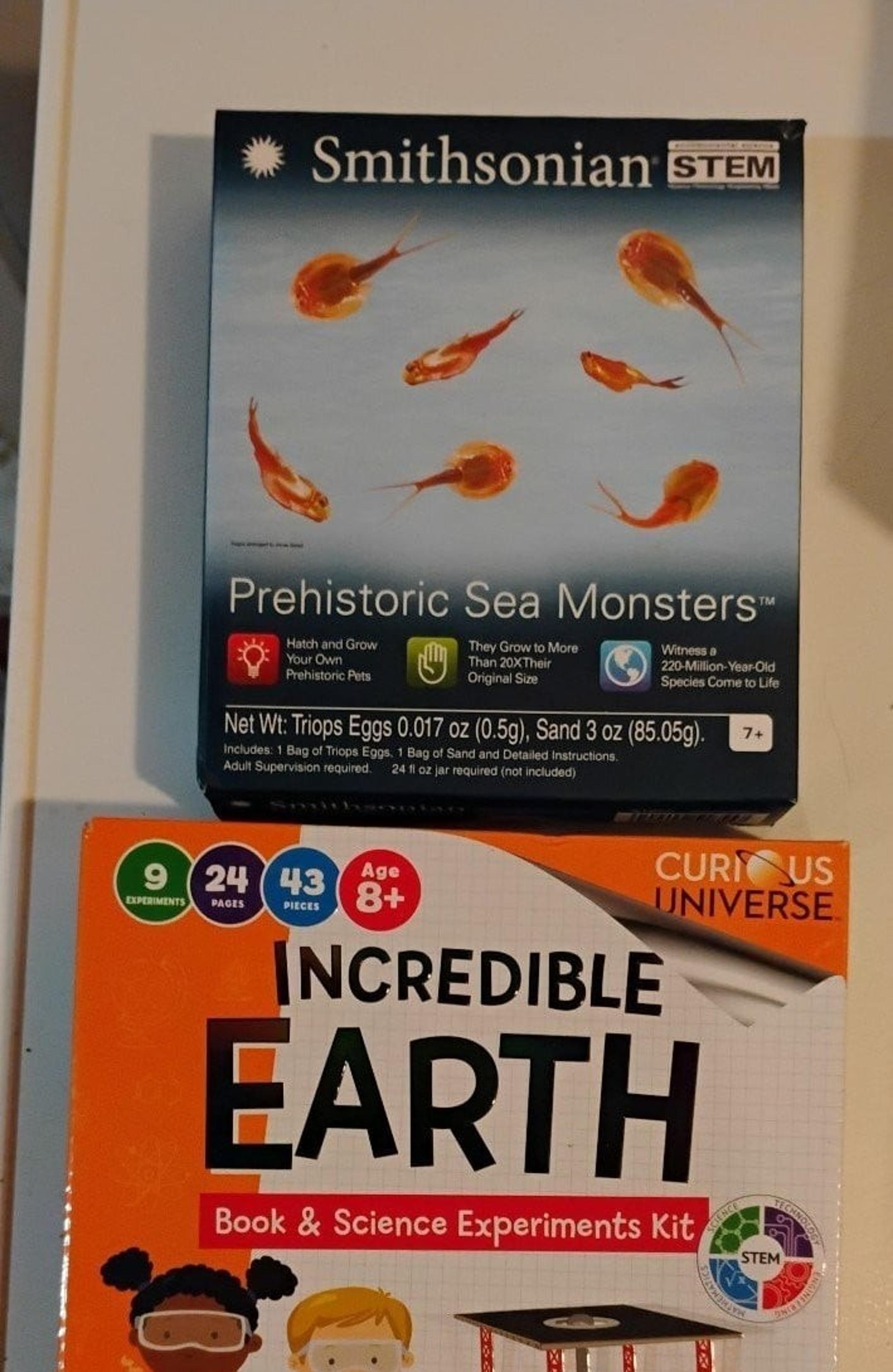 Lot 2-Science expirments brand new in the box get exact same two in pictures