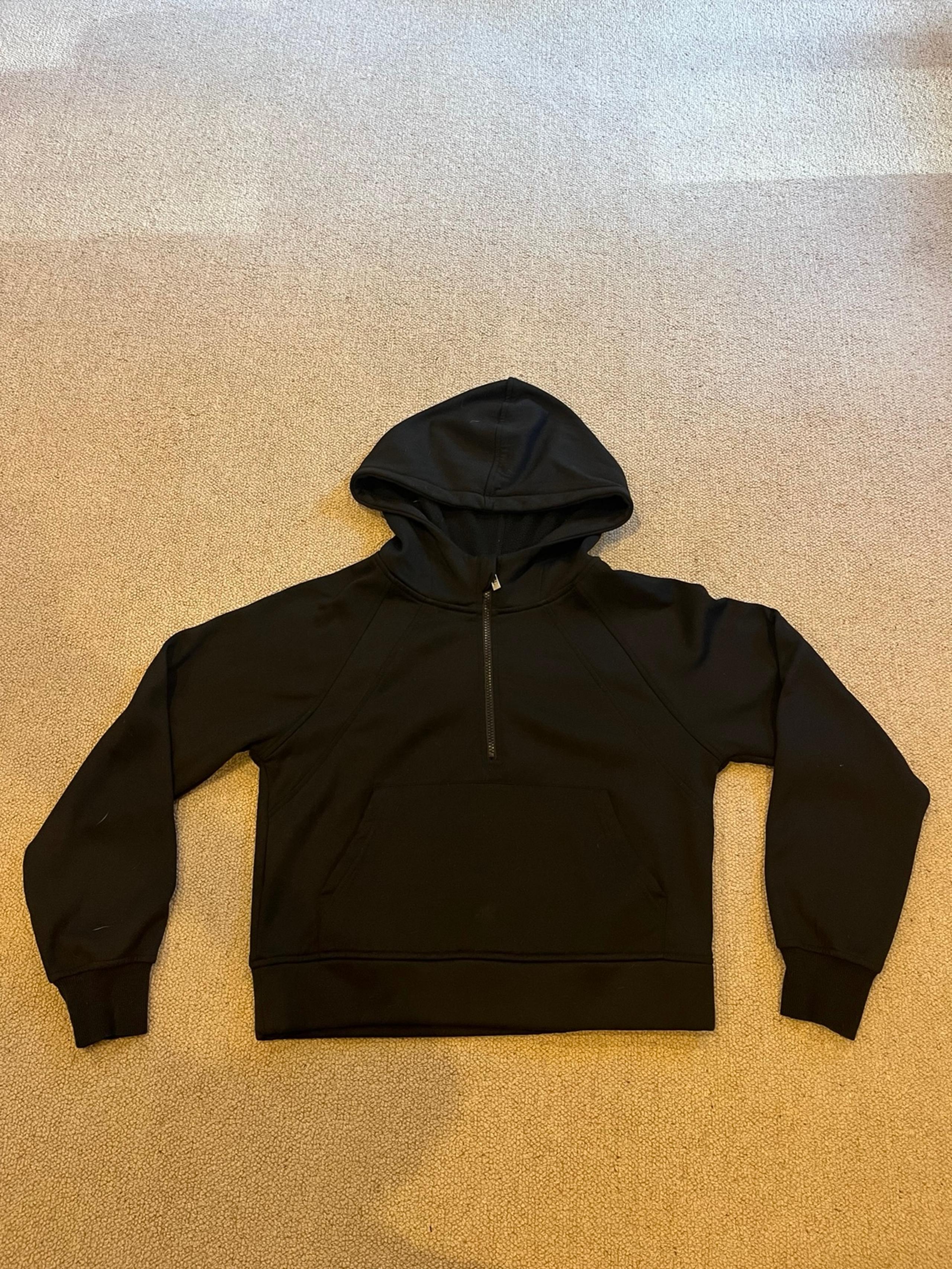 Black Cropped Hoodie