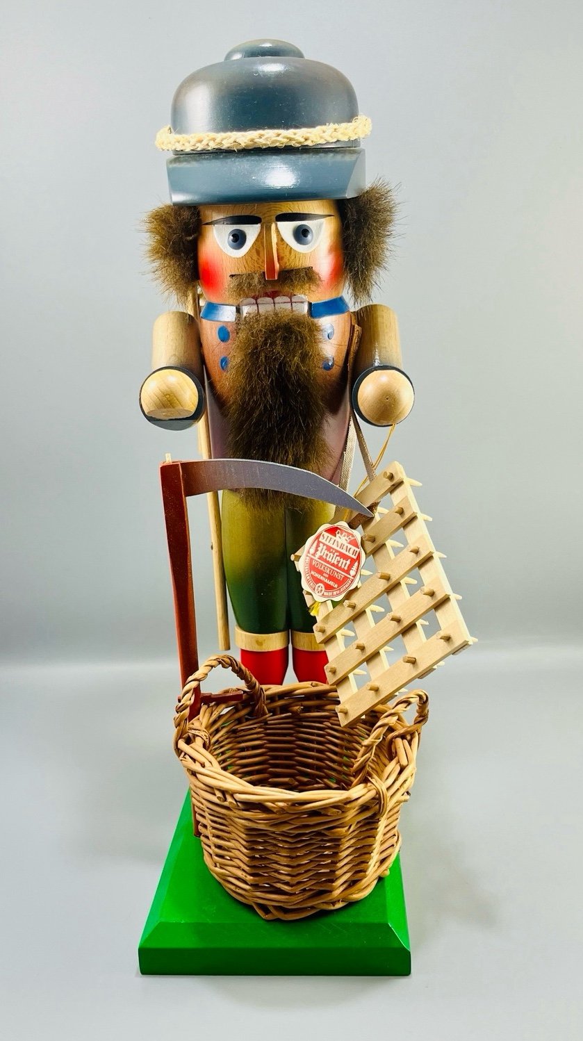 Steinbach Germany Farmer Nutcracker 14.5”