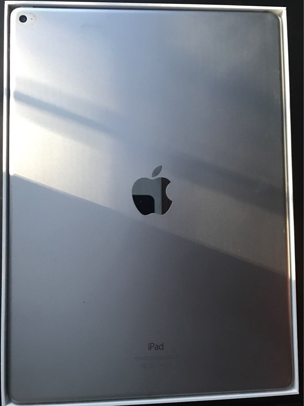 Apple iPad Pro 32GB in Silver 12.9 in