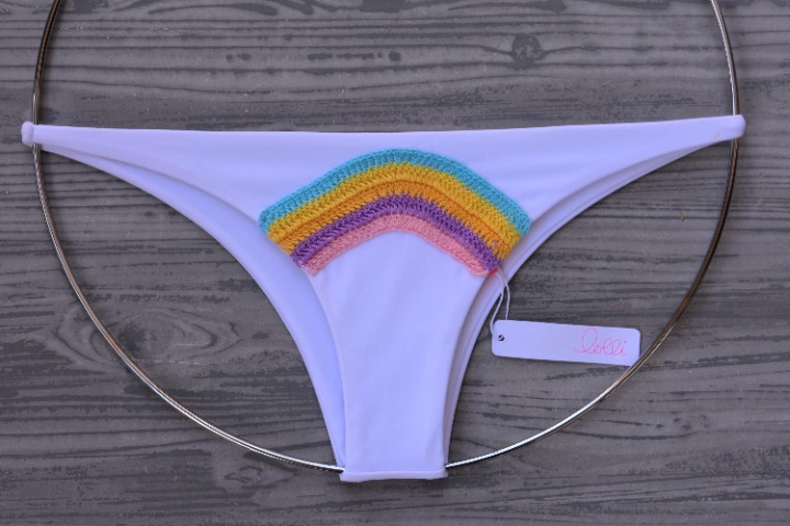 Lolli Swim Lala Skinny Side Bikini Bottom {M}
