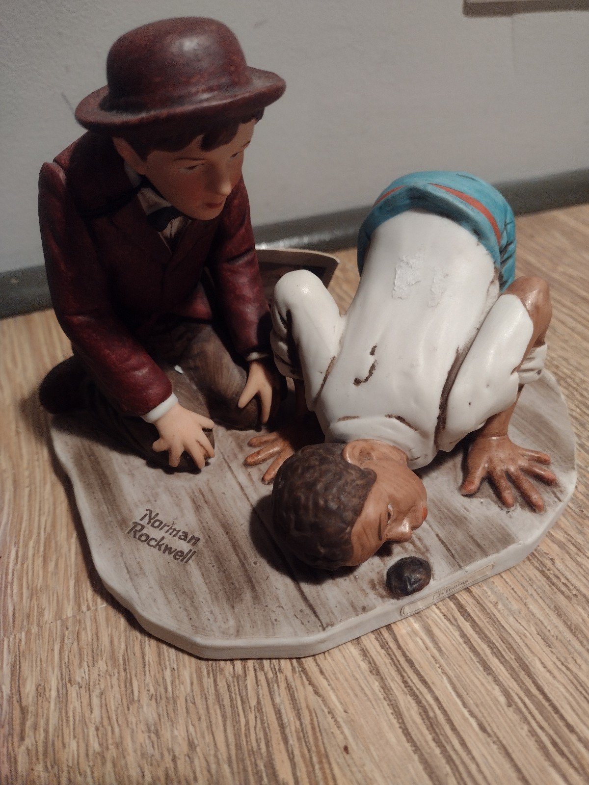 Dave Grossman Designs Adventures of Huckleberry Finn Listening porcelain figure