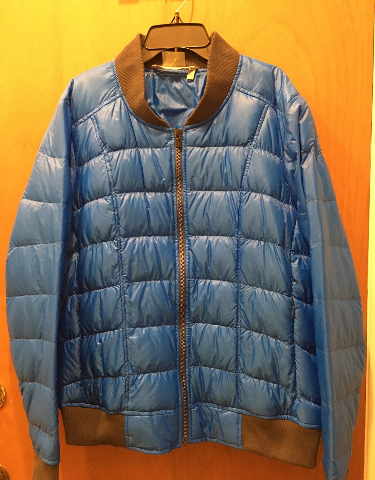 Athleta puffer jacket