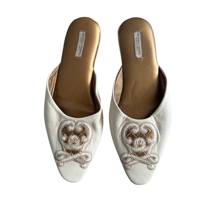BOTTEGA VENETA Leather Embroidered Emblem House Slippers Size US 6