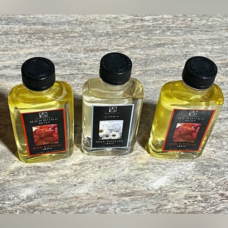New 3-Elegant Expressions Hawaiian mist & linen mist Reed diffuser refills