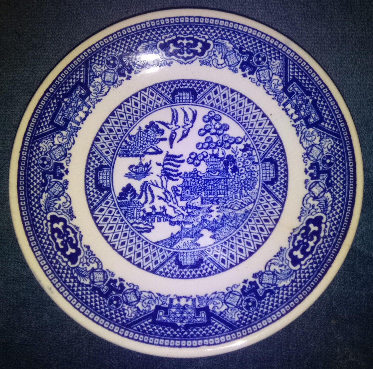 Vintage Willow 6 in. Bread and Butter Plates Set of 4