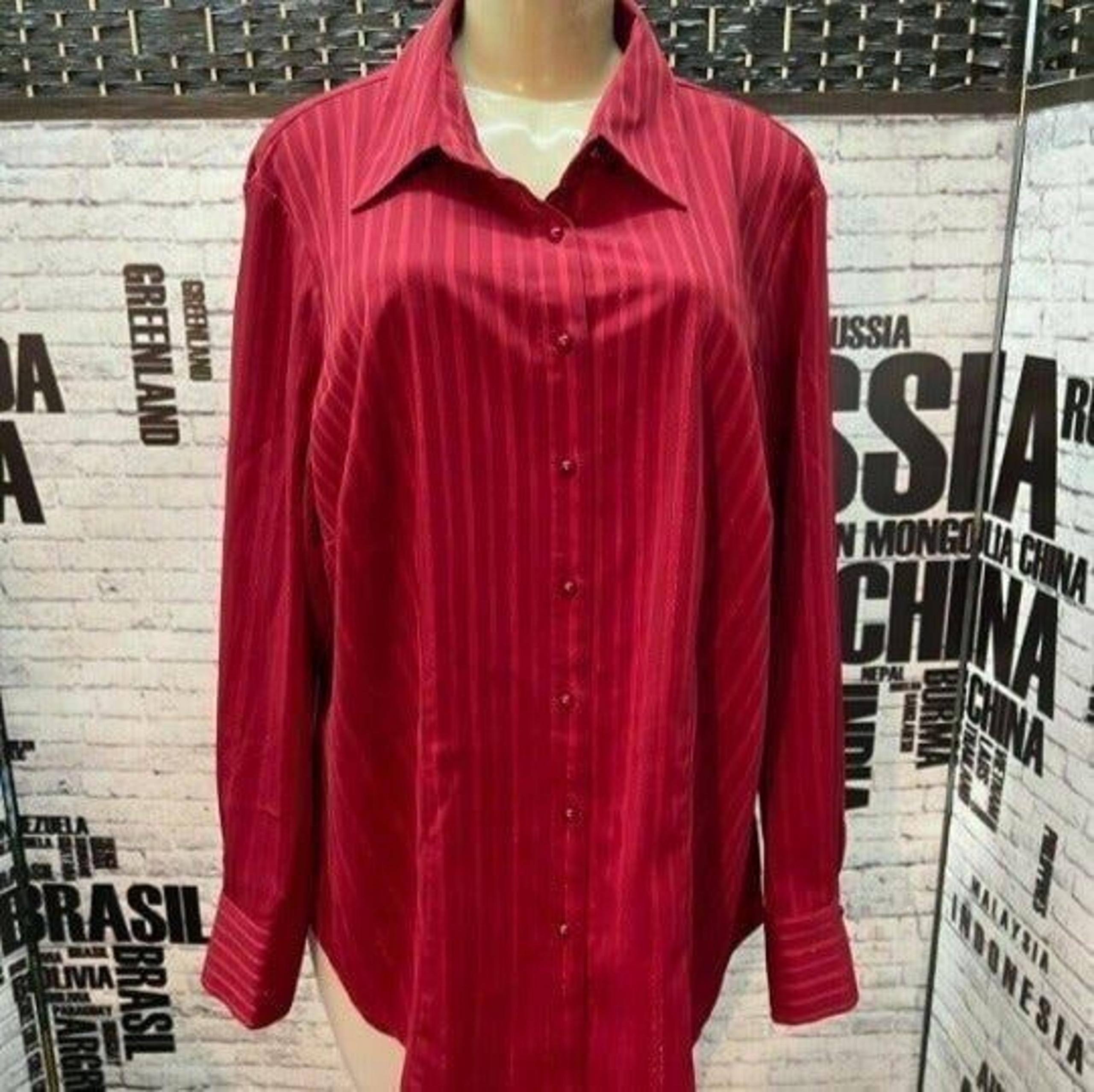 East 5th Plus 1X Red Metallic Striped Button Down Collar Long Sleeve Shirt