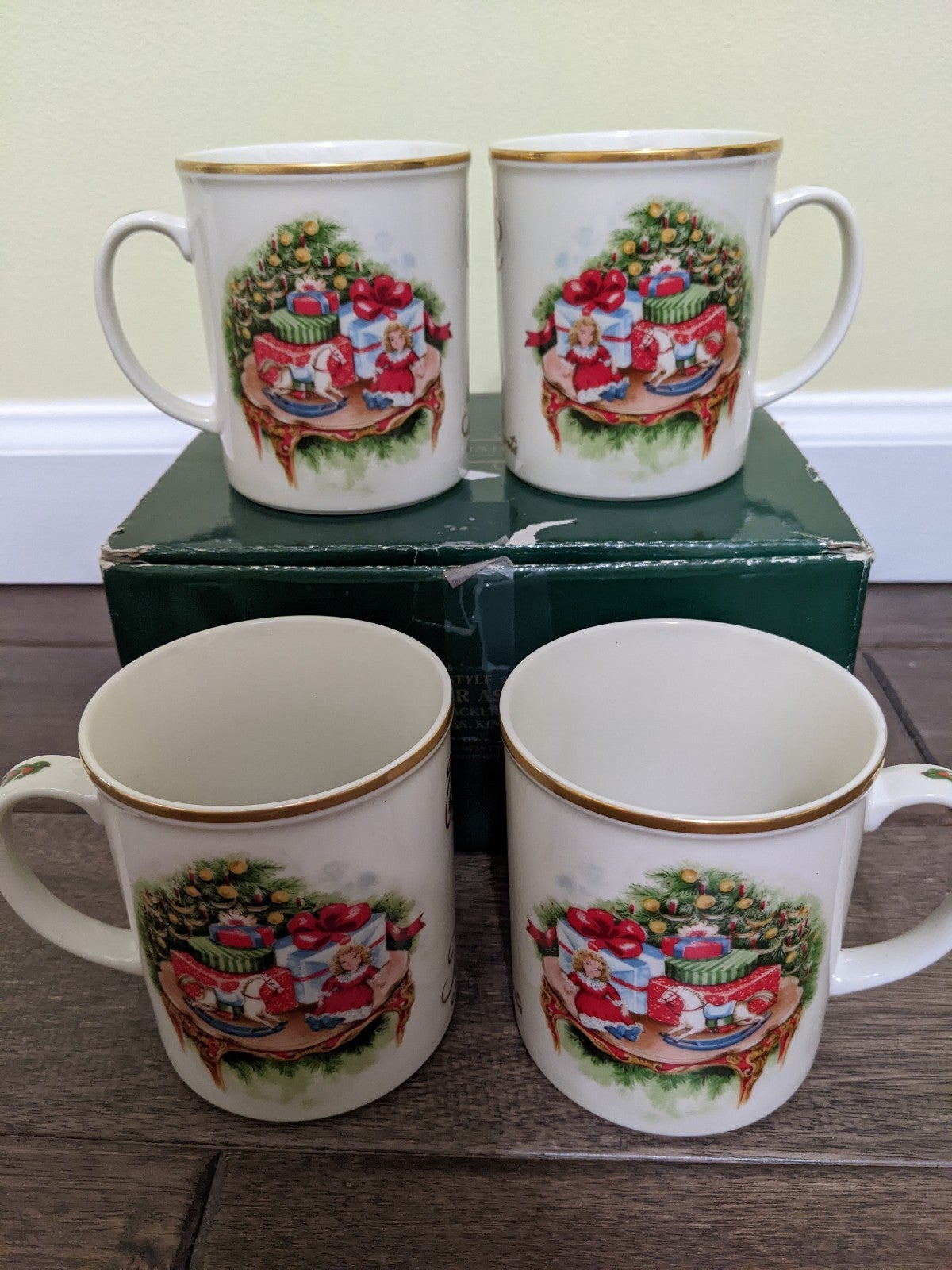 Queensberry Royal Gallery Fine China Christmas Mugs Set Lot 4 Dolls Presents