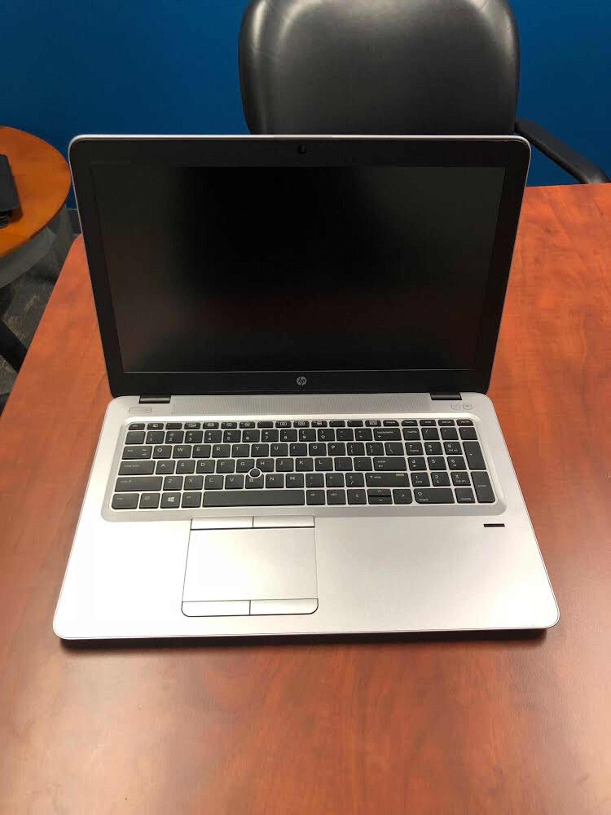 HP EliteBooK 755 G4 With AMD PRO A12-880