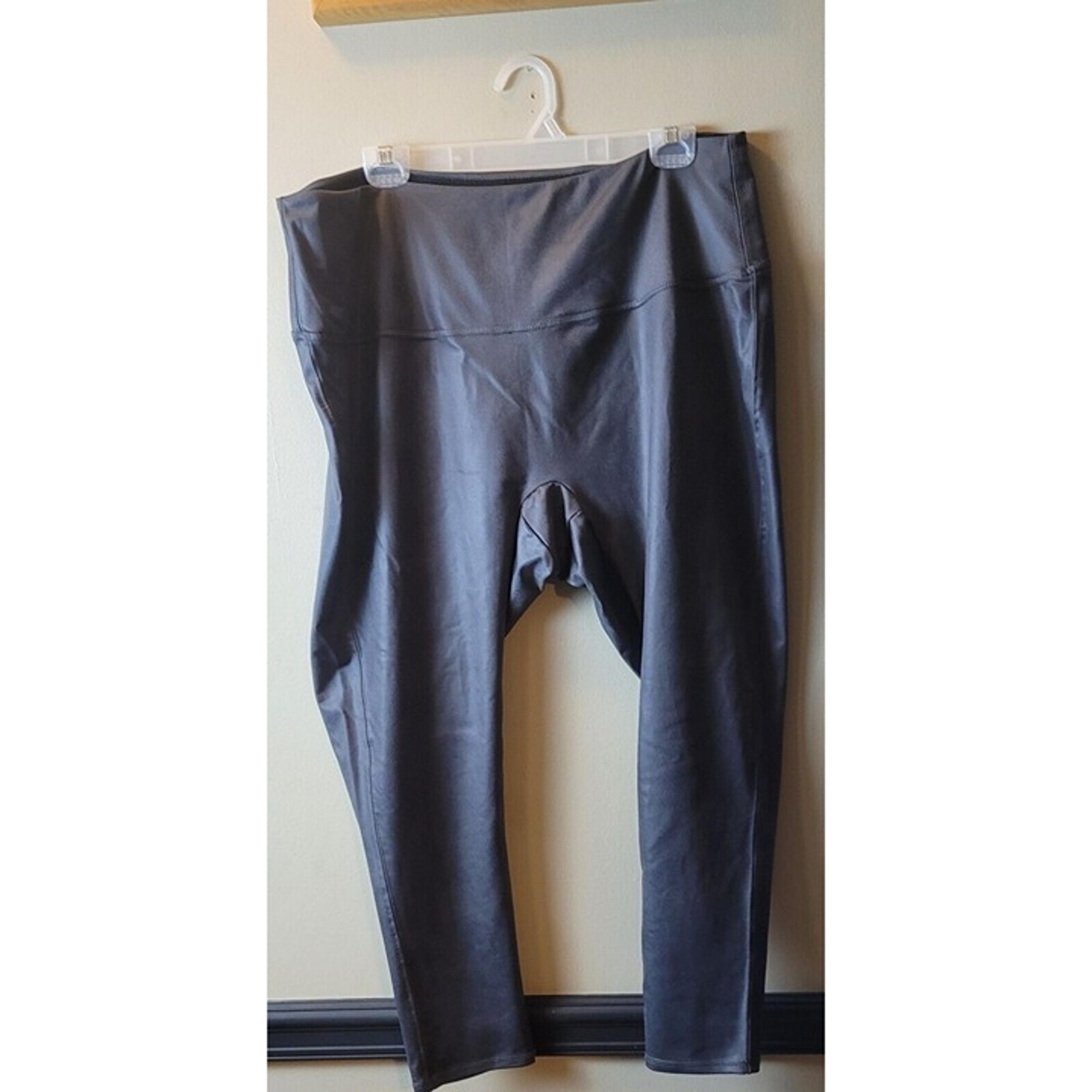 Diane Gilman Gray  Buttery Soft Nylon Spandex High Rise Cropped Leggings SZ 2X