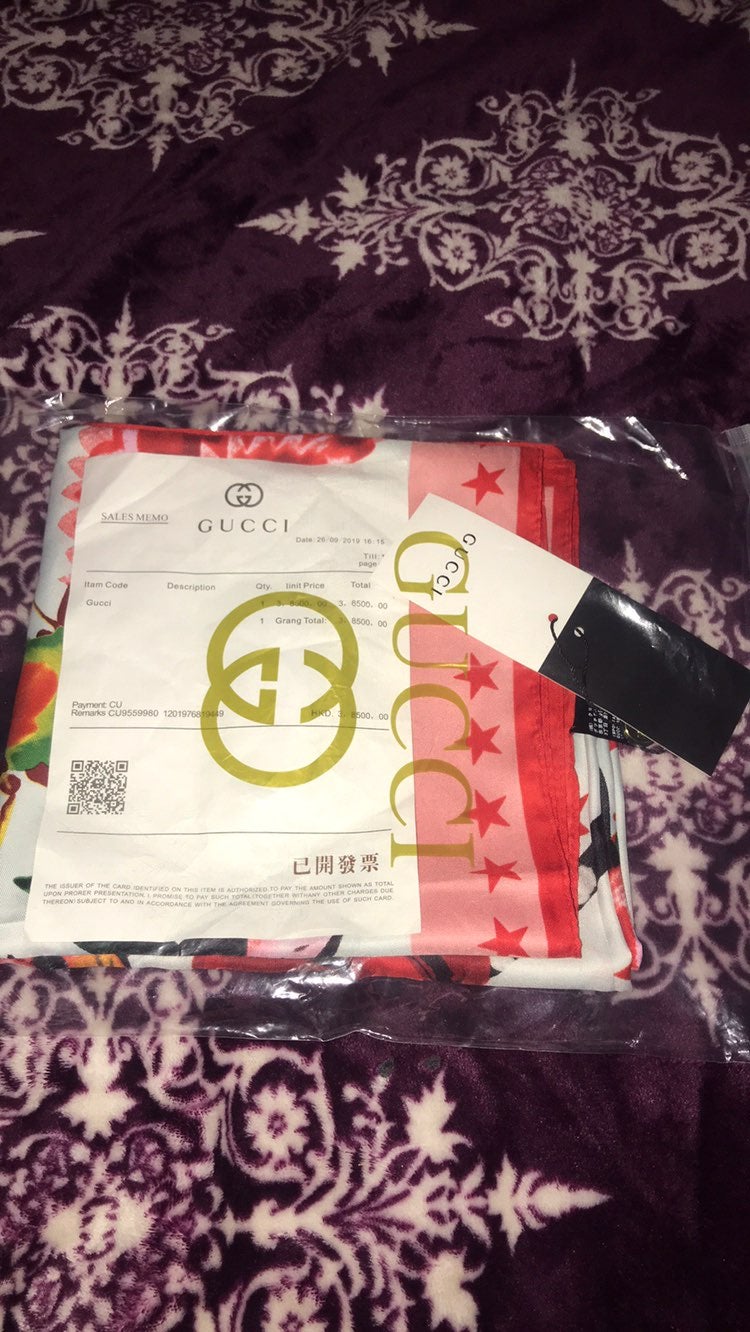 gucci scarf