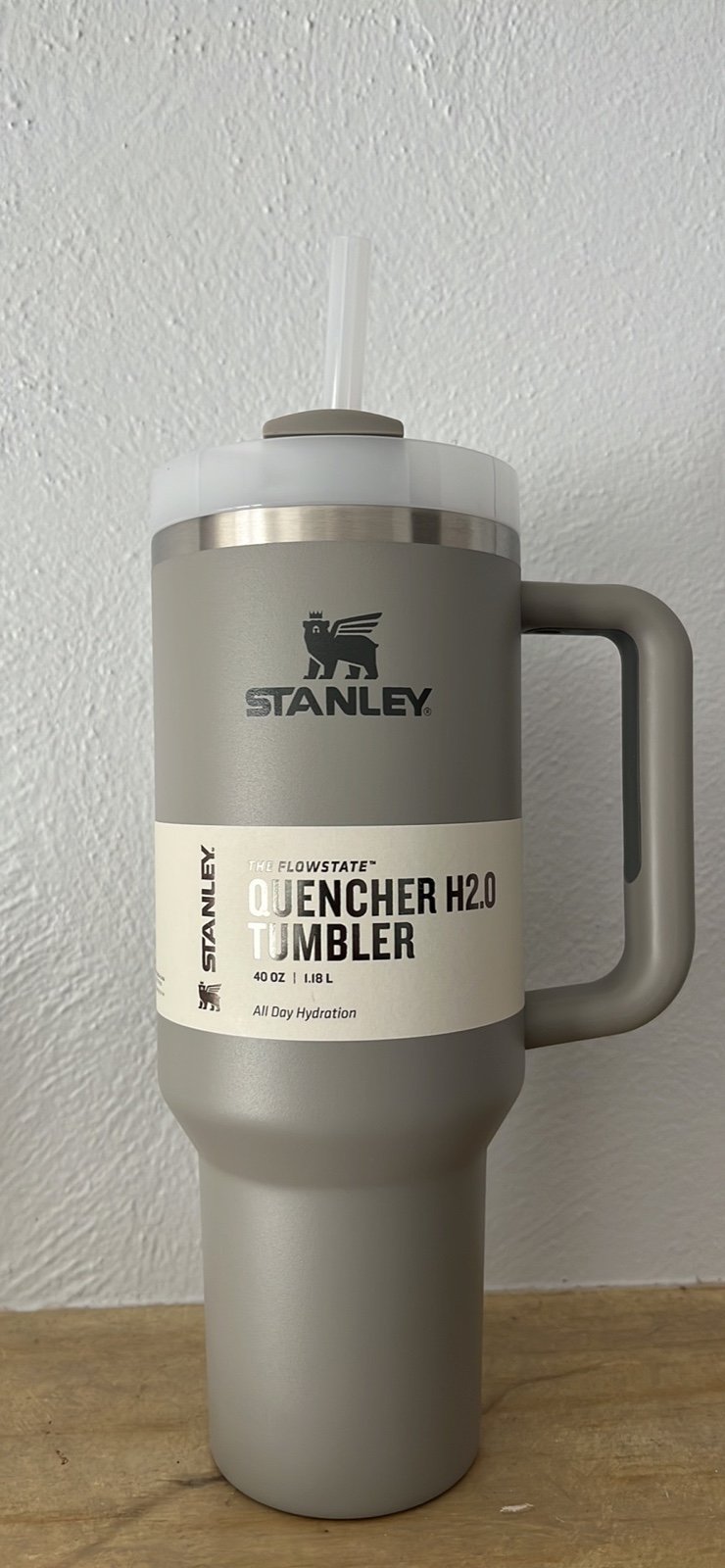 NWT Stanley 40 oz FLINT grey quencher tumbler