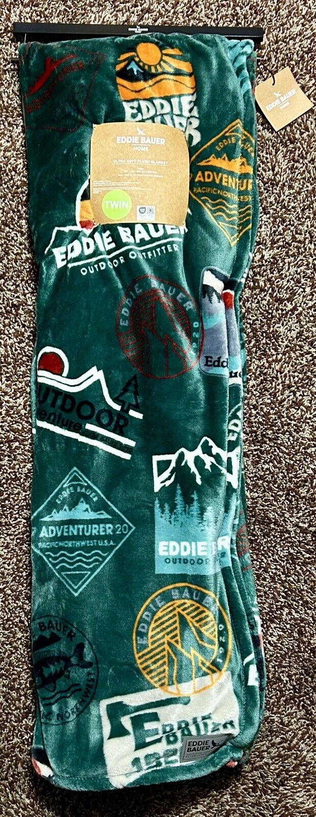 NEW Eddie Bauer Home Throw Blanket Twin 60”X90” Green Outdoors Mountains Camping