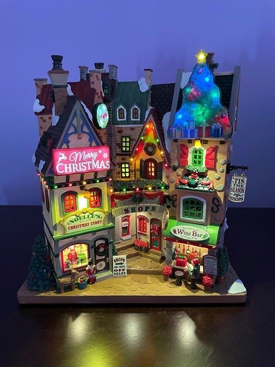 Lemax Christmas Village "Tis the Season Shops" NIB, Lighted Facade Collectible