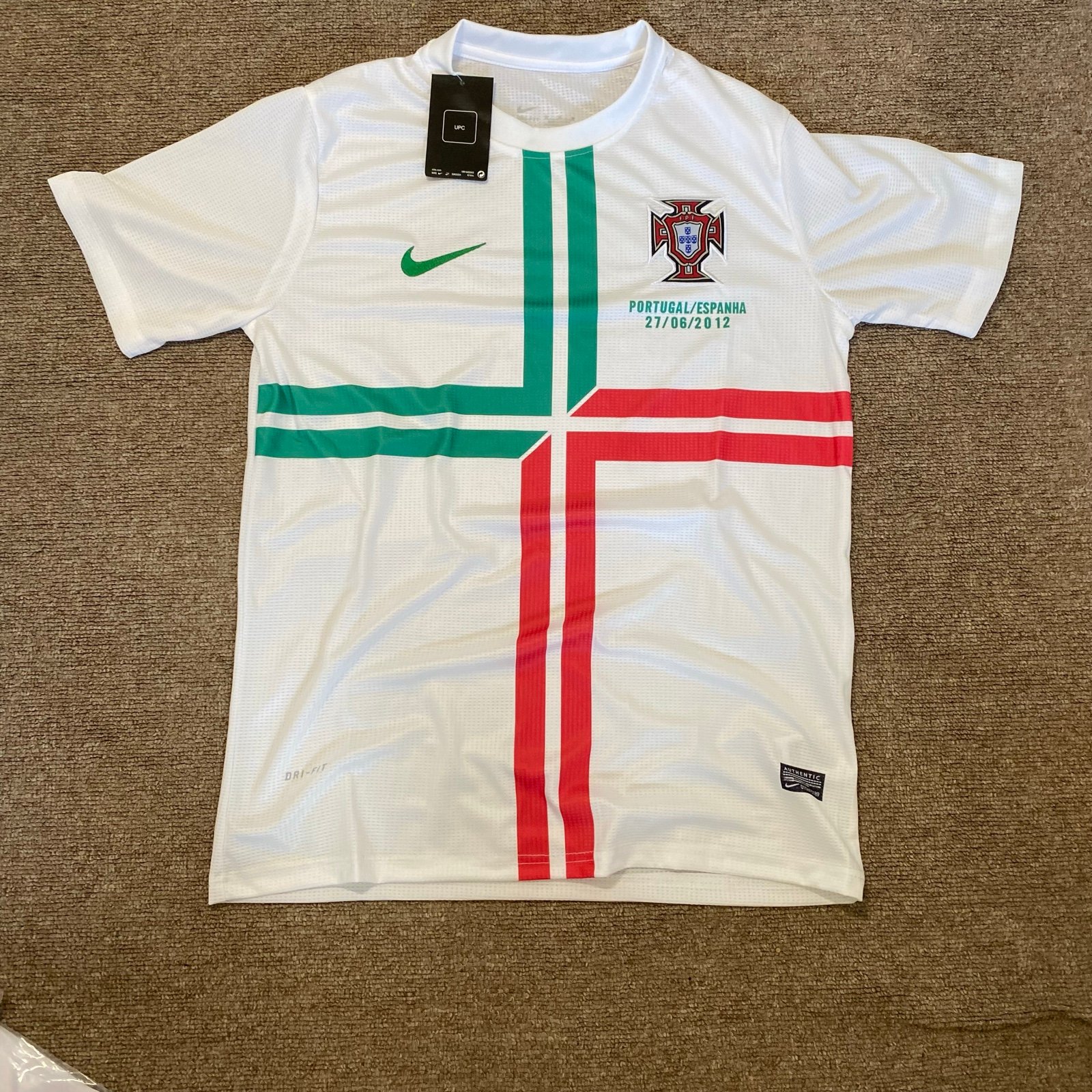 Portugal 2018/19 home football shirt
